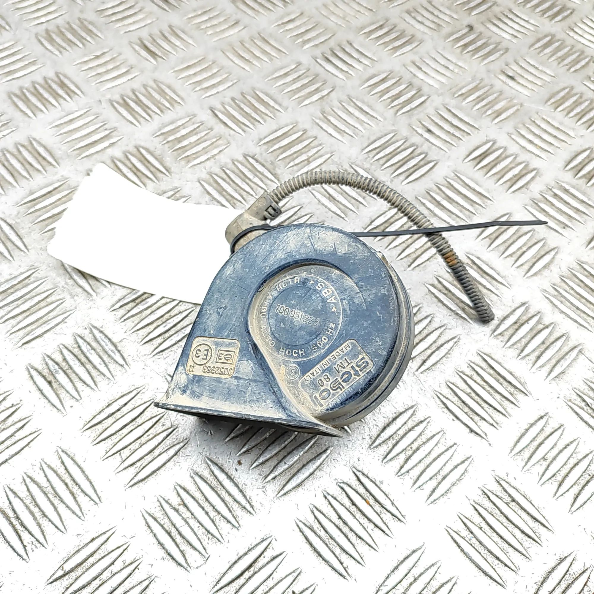 Volkswagen Transporter (T5, Caravelle, Multivan) Horn signal Horn signal — VW TRANSPORTER / MULTIVAN (7E, 7H...
