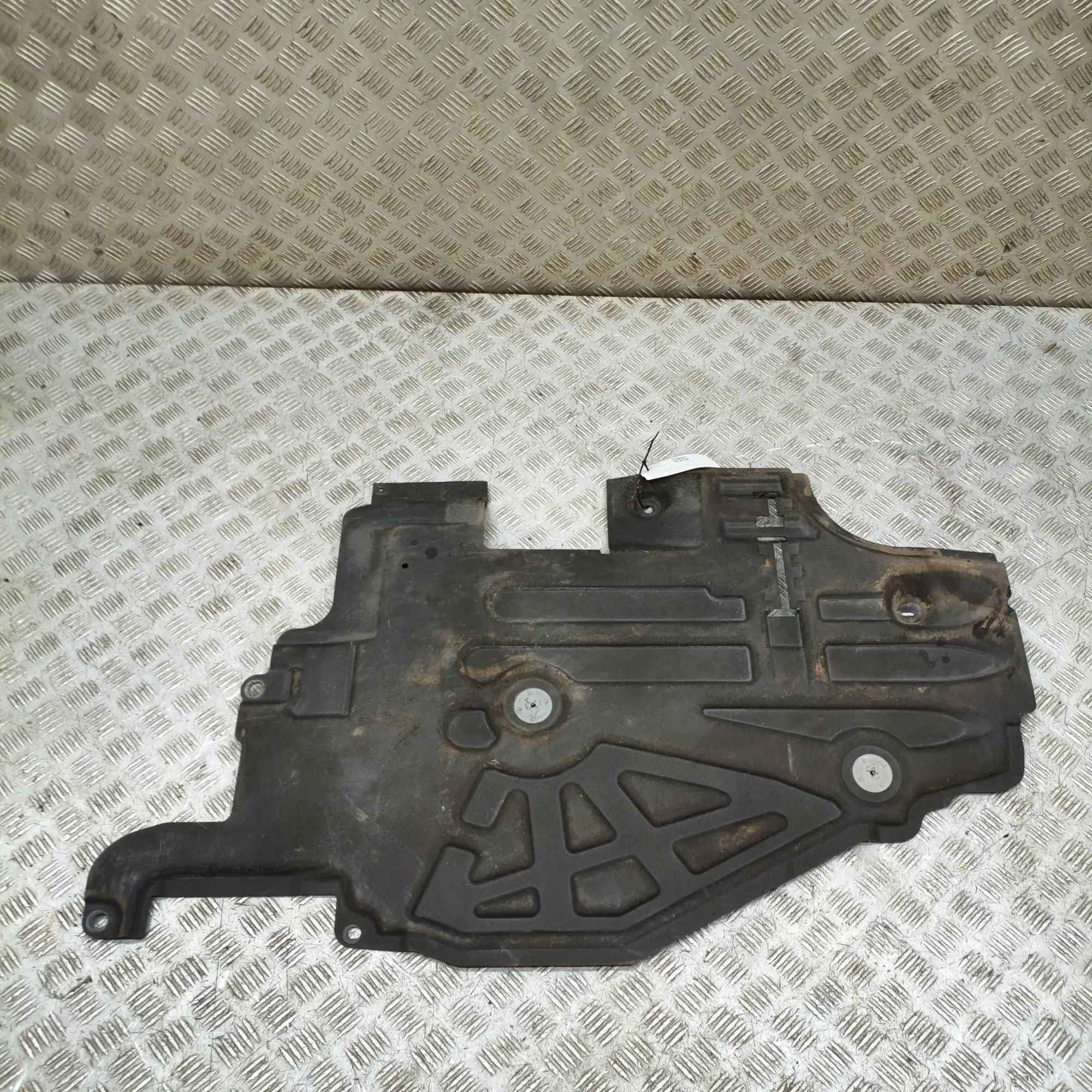 Volvo S90 Underbody cover — rear left Underbody cover — rear left — VOLVO S90 / V90 (...