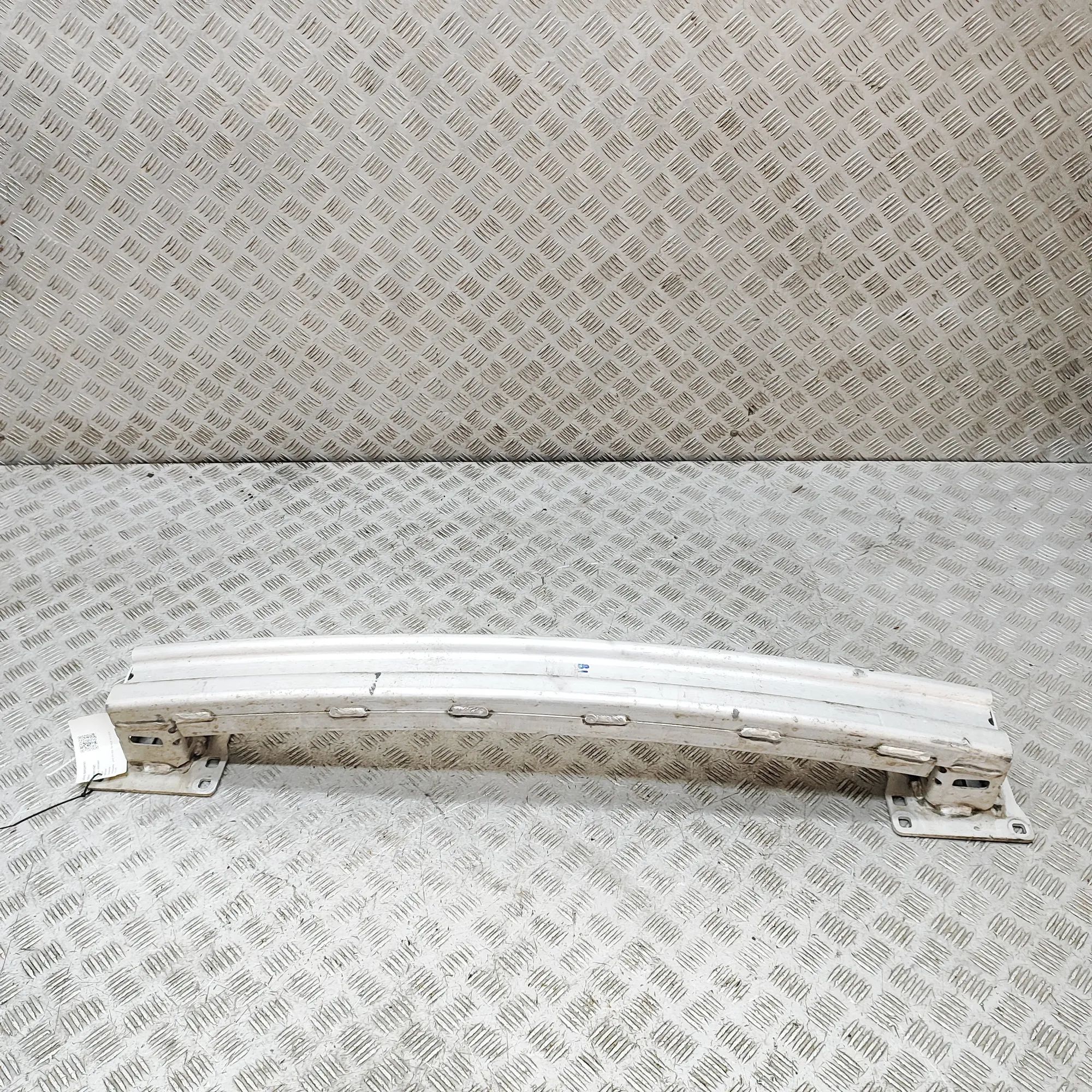 Land Rover Range Rover Evoque Rear Crash Reinforcement Bar Rear Crash Reinforcement Bar — LAND ROVER EVOQU...