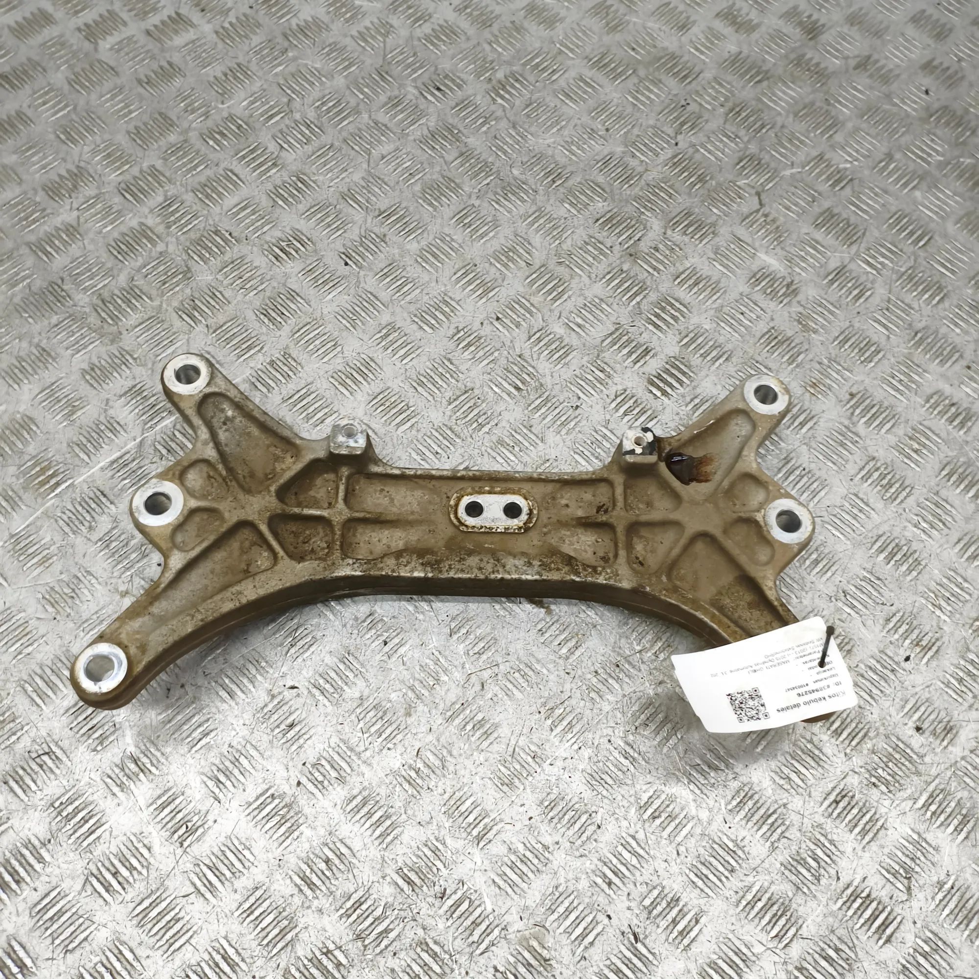 Maserati Ghibli Gearbox Support Mount Bracket Gearbox Support Mount Bracket — MASERATI GHIBLI...