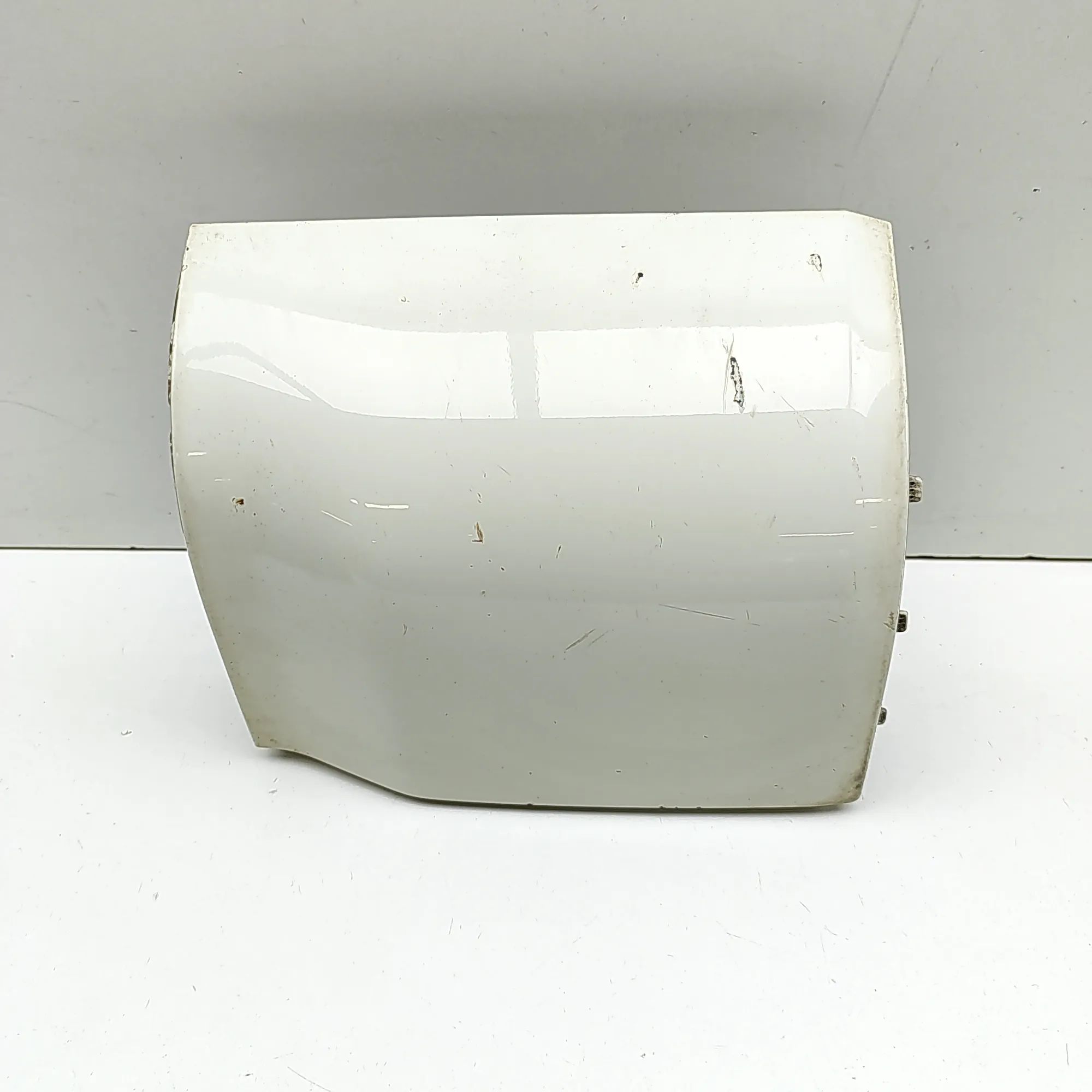 Volkswagen Transporter (T5, Caravelle, Multivan) Rear bumper corner — right Rear bumper corner — right — VW TRANSPORTER / M...
