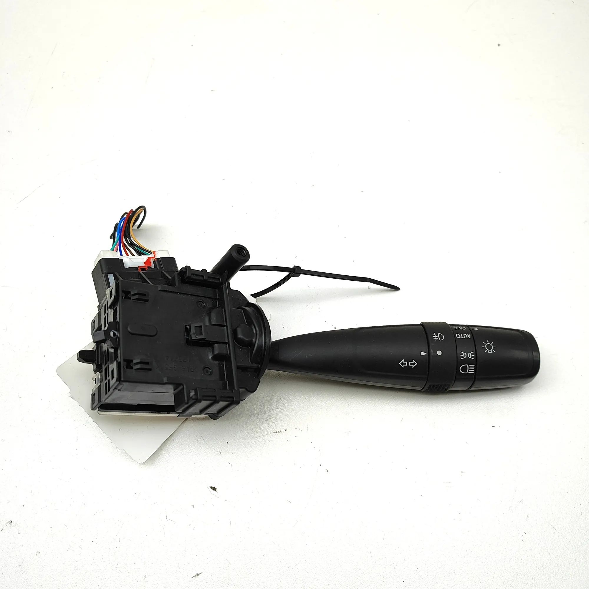 Suzuki Vitara Turn Signal Switch Knob Turn Signal Switch Knob — SUZUKI VITARA (LY) (2...