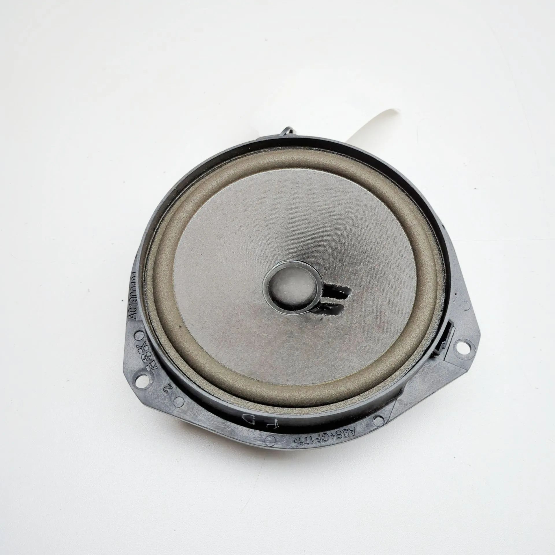 Maserati Ghibli Front Right Door Speaker Front Right Door Speaker — MASERATI GHIBLI (M15...