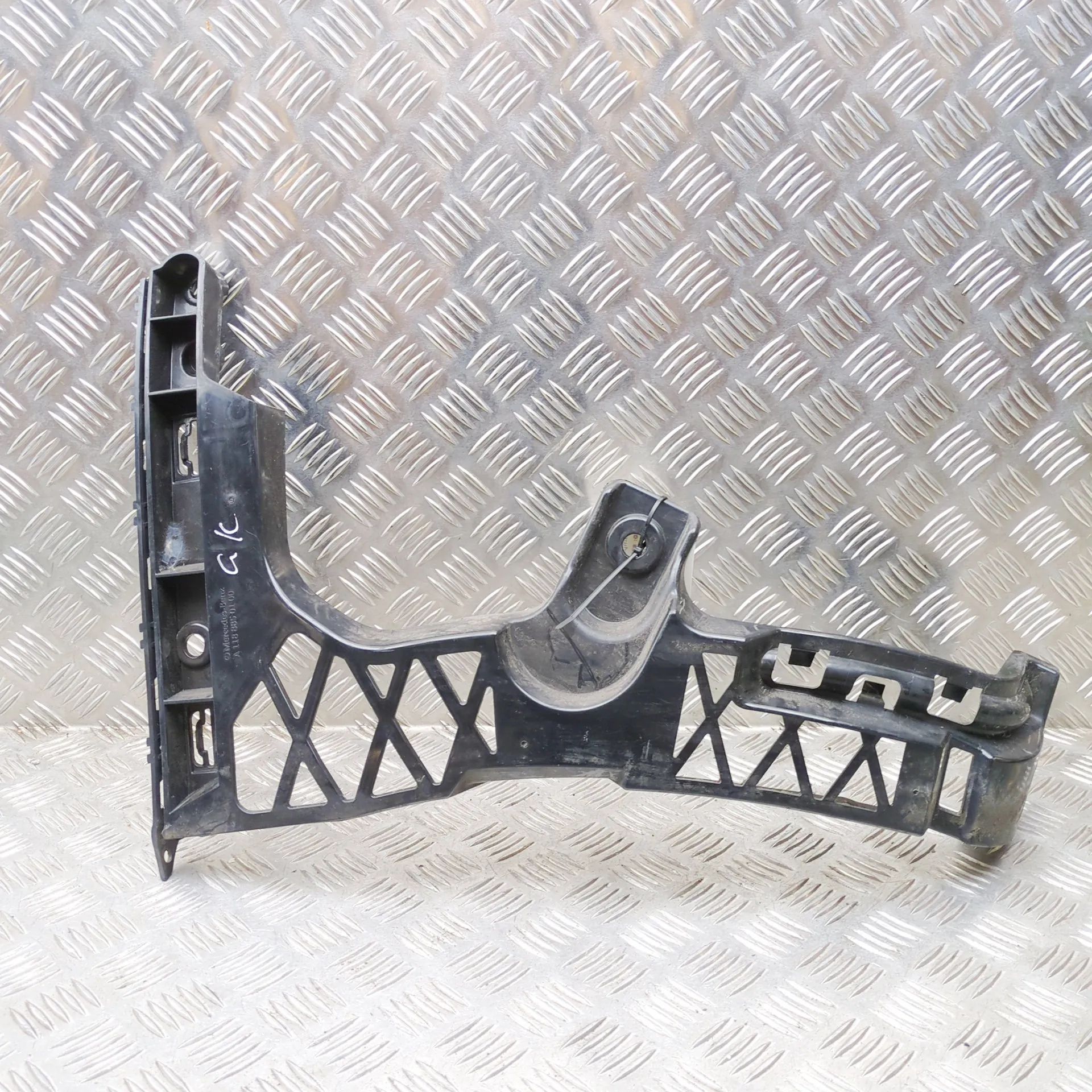 Mercedes-Benz CLA (C118) Rear Left Bumper Bracket Rear Left Bumper Bracket — MERCEDES-BENZ CLA CO...