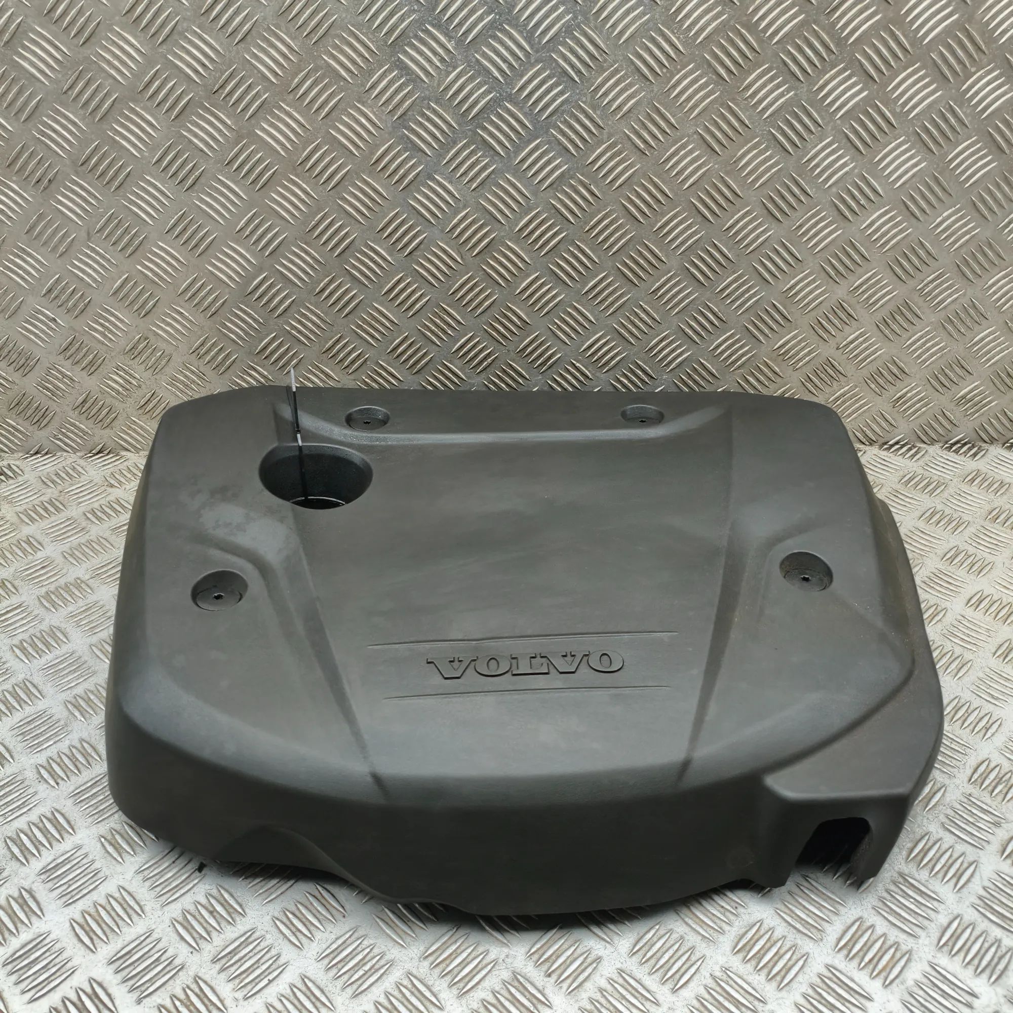 Volvo S60 Engine cover Engine cover — VOLVO S60 II / V60 I (2010-2018)...