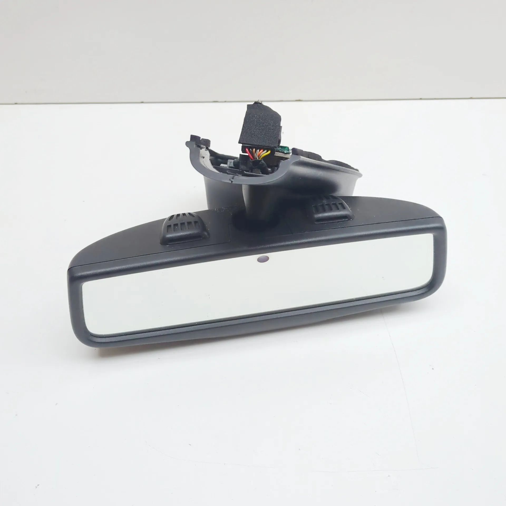 Maserati Ghibli Interior Rear View Mirror Interior Rear View Mirror — MASERATI GHIBLI (M1...