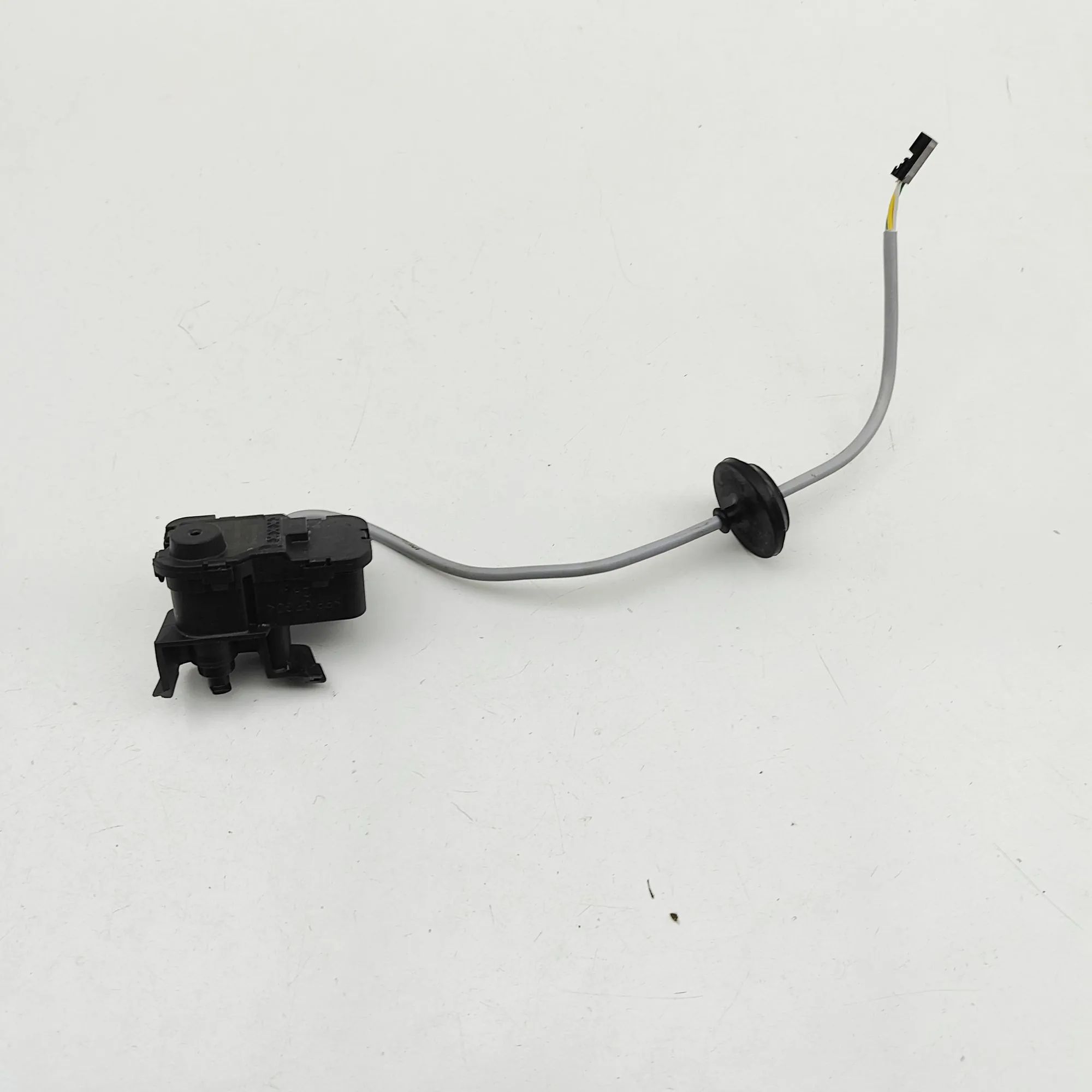 Volkswagen Transporter (T6, Caravelle, Multivan) Fuel filler flap lock Fuel filler flap lock — VW MULTIVAN T7 (STM, ST...