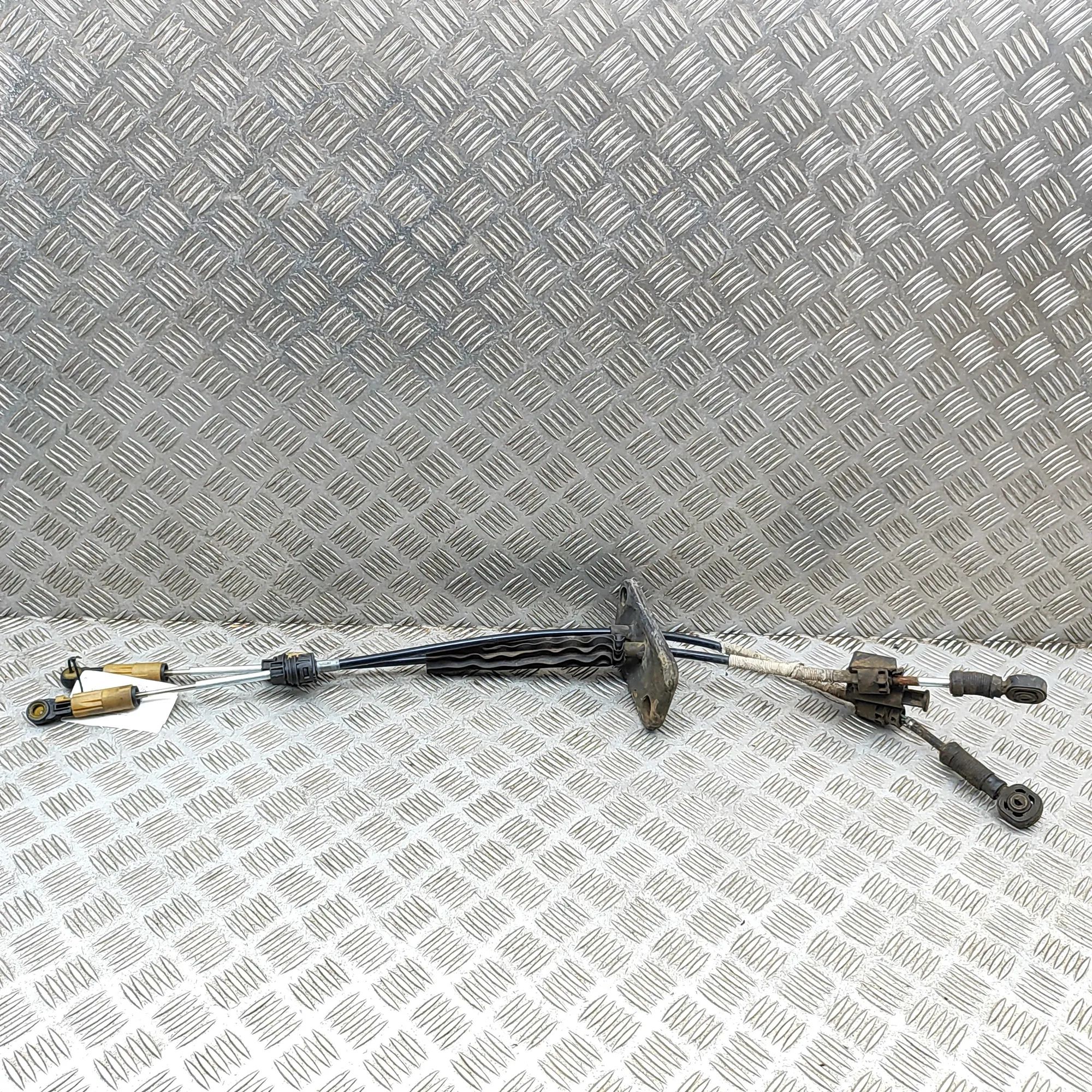 Volkswagen Transporter (T5, Caravelle, Multivan) Gear selector cables Gear selector cables — VW TRANSPORTER / MULTIVA...