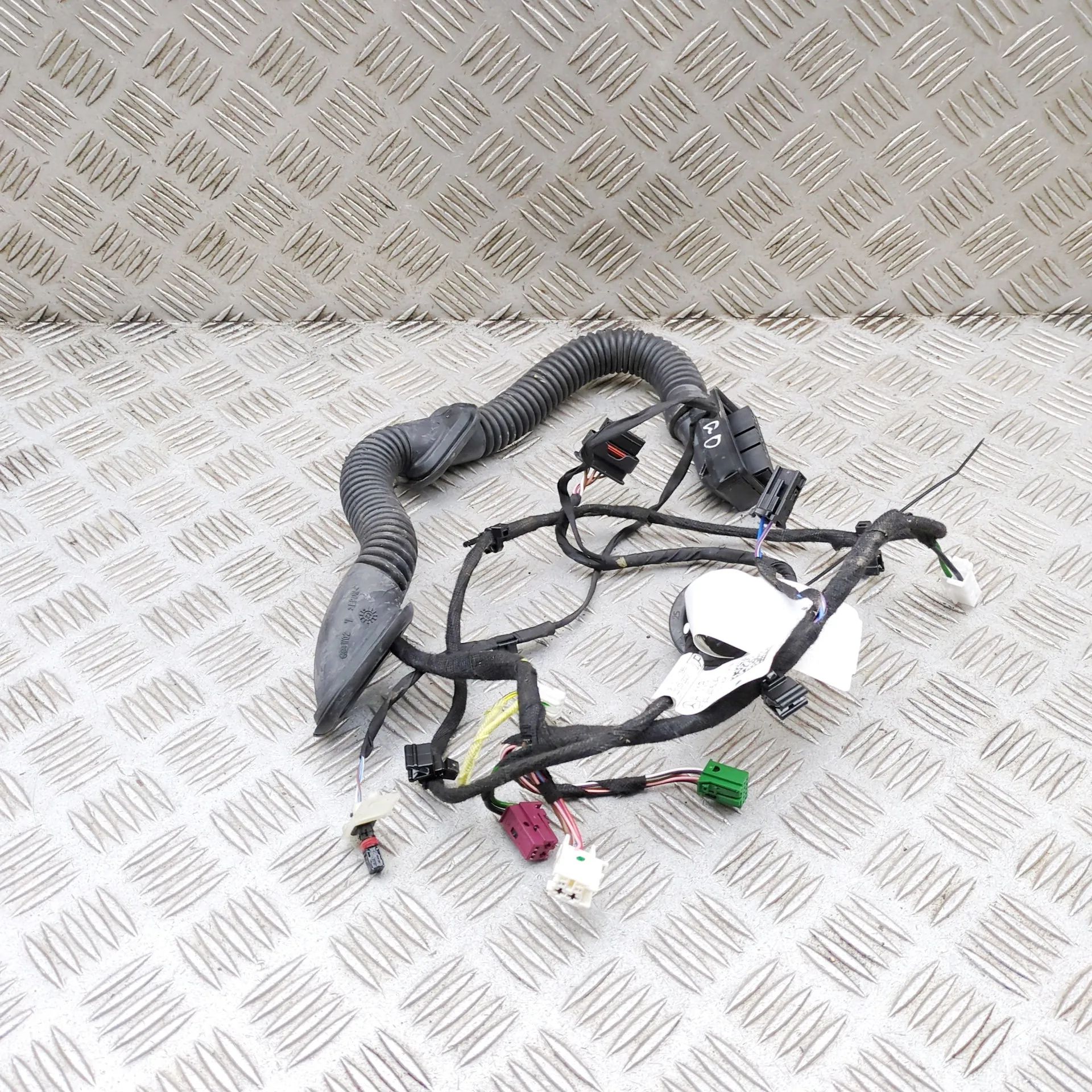 Mercedes-Benz CLA (C118) Door wiring — rear right Door wiring — rear right — MERCEDES-BENZ CLA CO...