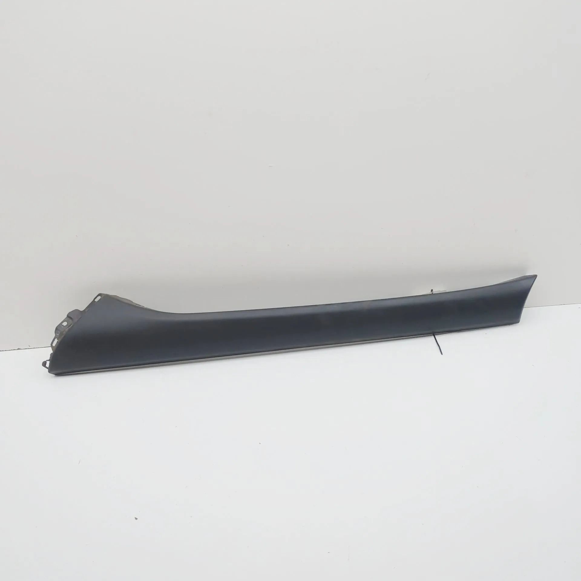 Iveco Daily Front Right A Pillar Trim Front Right A Pillar Trim — IVECO DAILY VI FLAT...