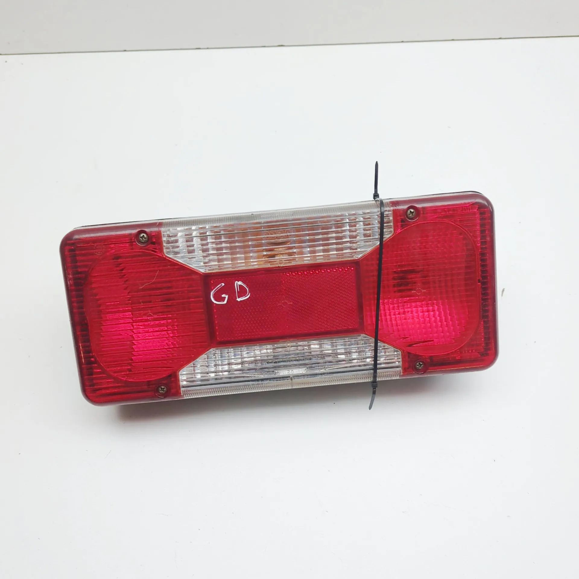 Iveco Daily Rear Right Tail Light Rear Right Tail Light — IVECO DAILY VI FLATBED ...