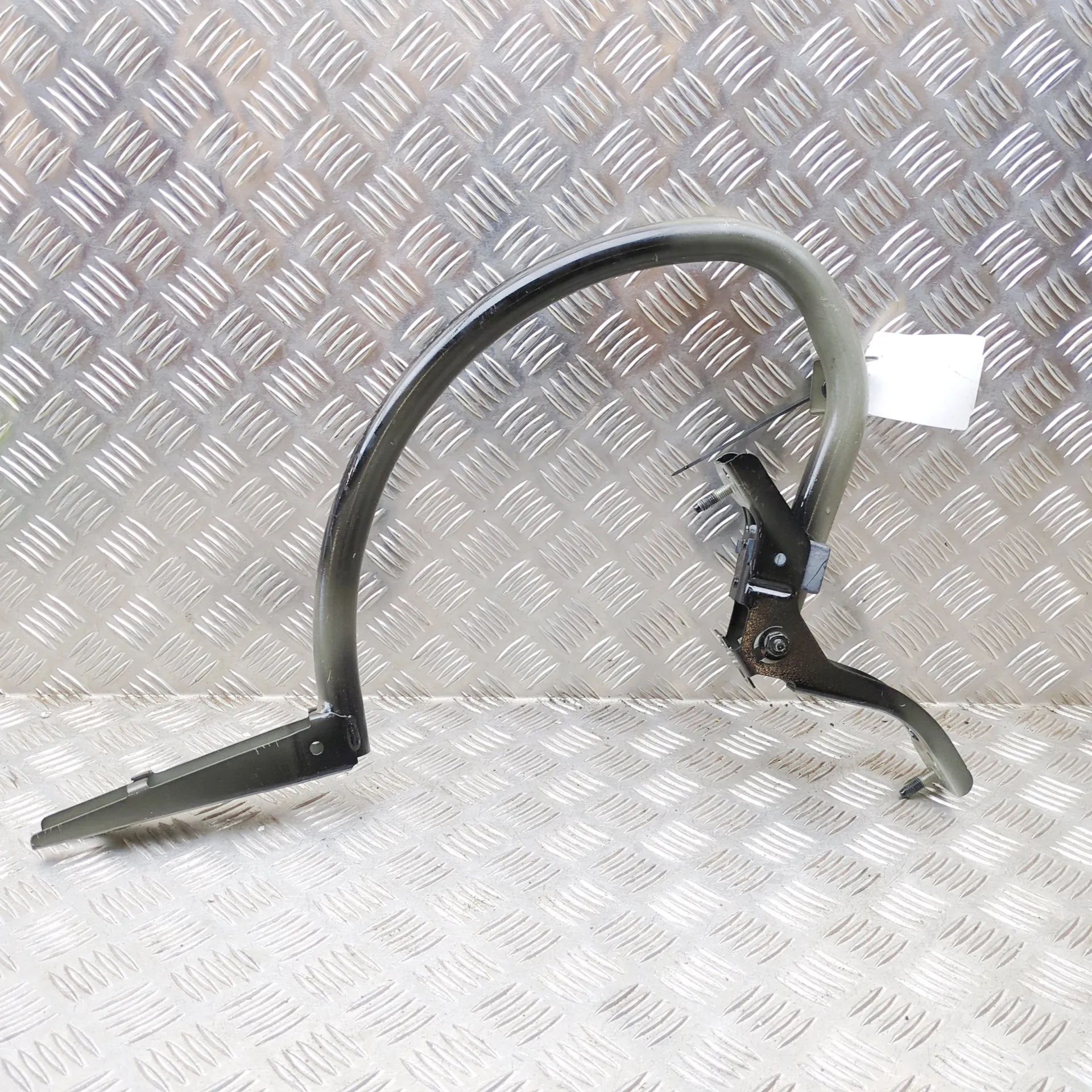 Mercedes-Benz CLA (C118) Right Side Bootlid Hinge Right Side Bootlid Hinge — MERCEDES-BENZ CLA CO...