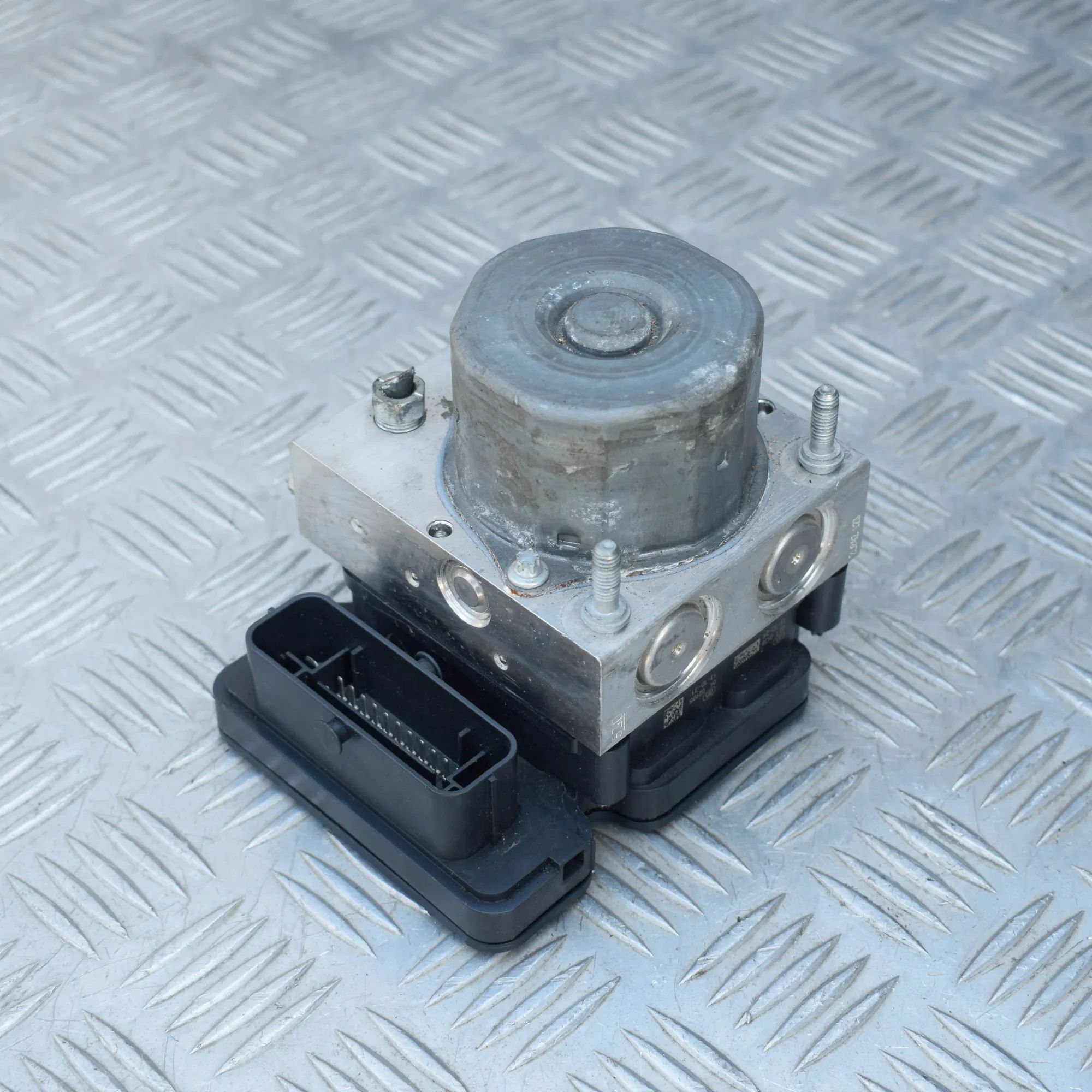 Honda CR-V АБС Гидронасос  ABS Pump — HONDA CR-V IV (RM) (2012-2016) — 571...