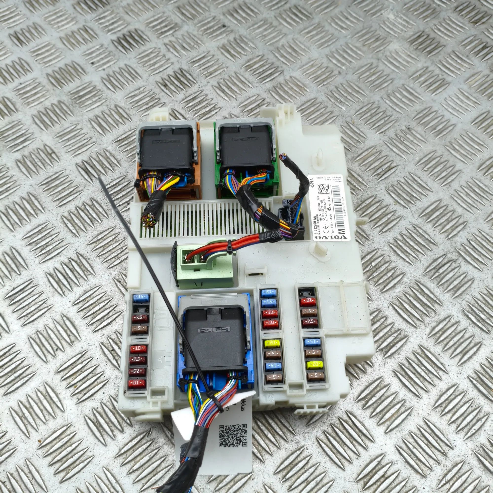 Volvo S60 Fuse Box Module Fuse Box Module — VOLVO S60 II / V60 I (2010-20...