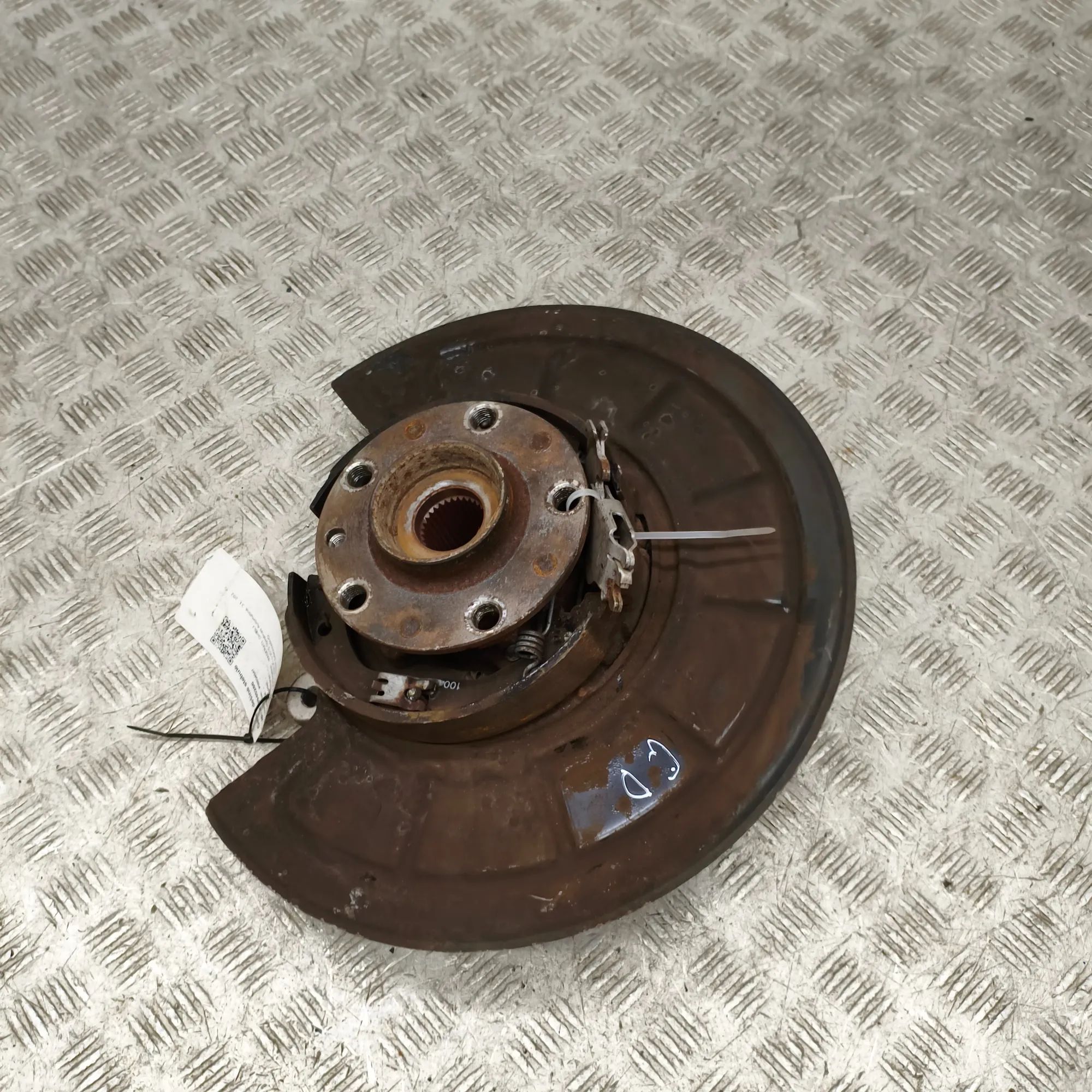 Maserati Ghibli Rear Right Wheel Hub Rear Right Wheel Hub — MASERATI GHIBLI (M157) (...