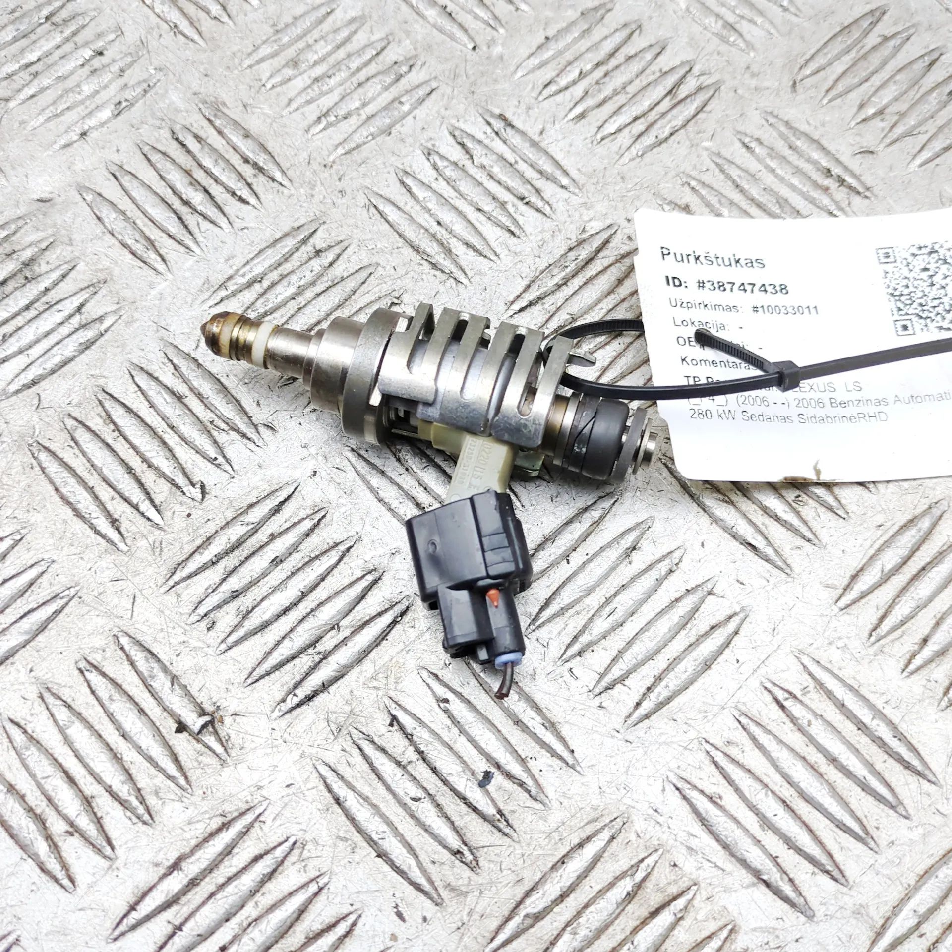 Lexus LS Fuel Injector Fuel injector — LEXUS LS (XF40) — 23250-31030

...