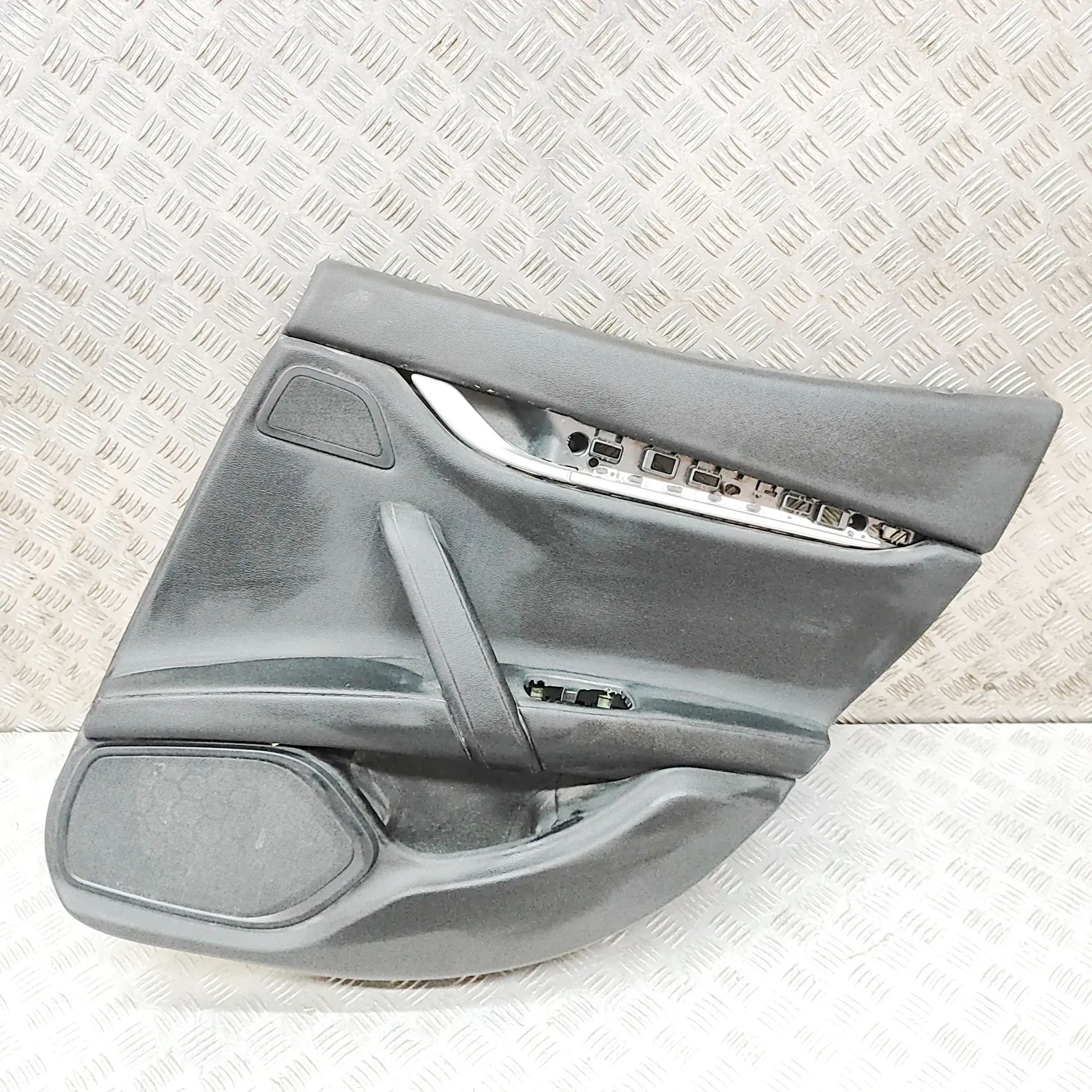 Maserati Ghibli Rear Right Door Panel Rear Right Door Panel — MASERATI GHIBLI (M157) ...