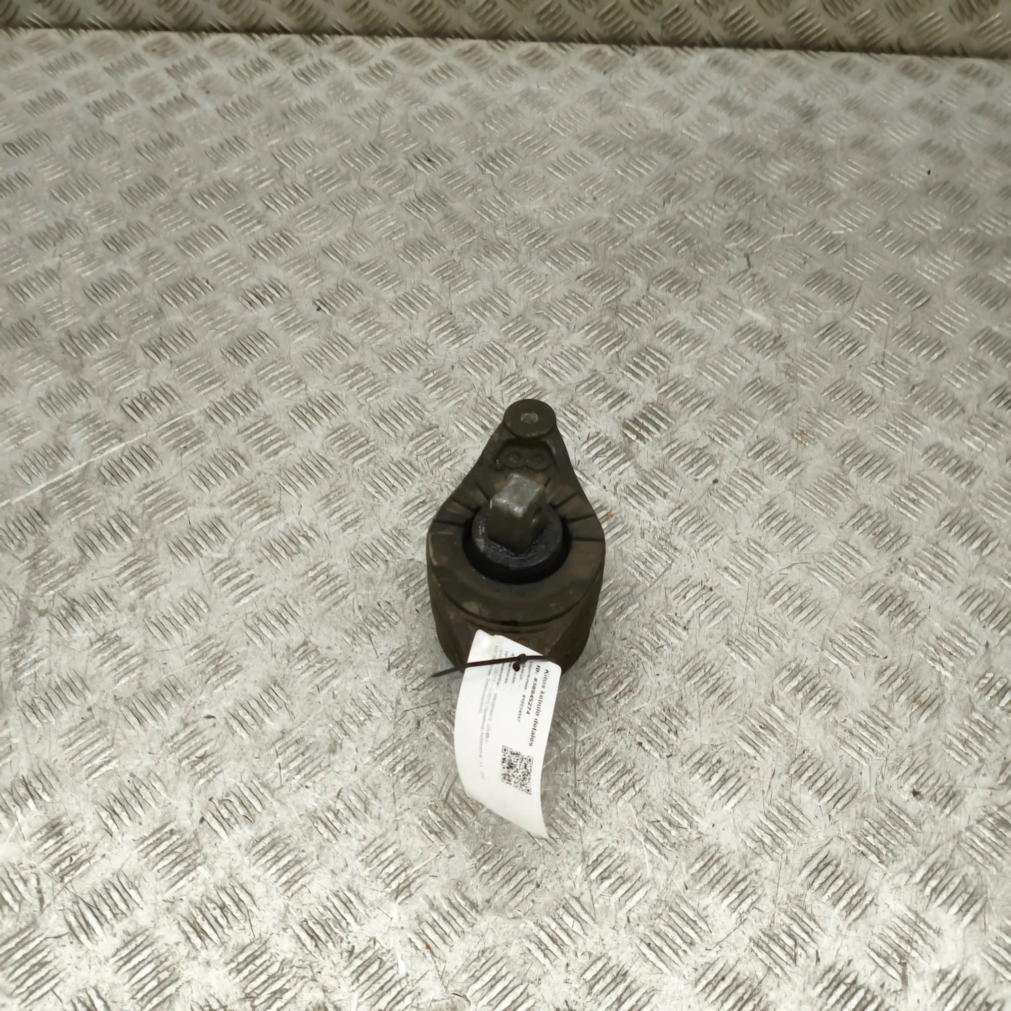 Maserati Ghibli Left Side Engine Mount Left Side Engine Mount — MASERATI GHIBLI (M157)...