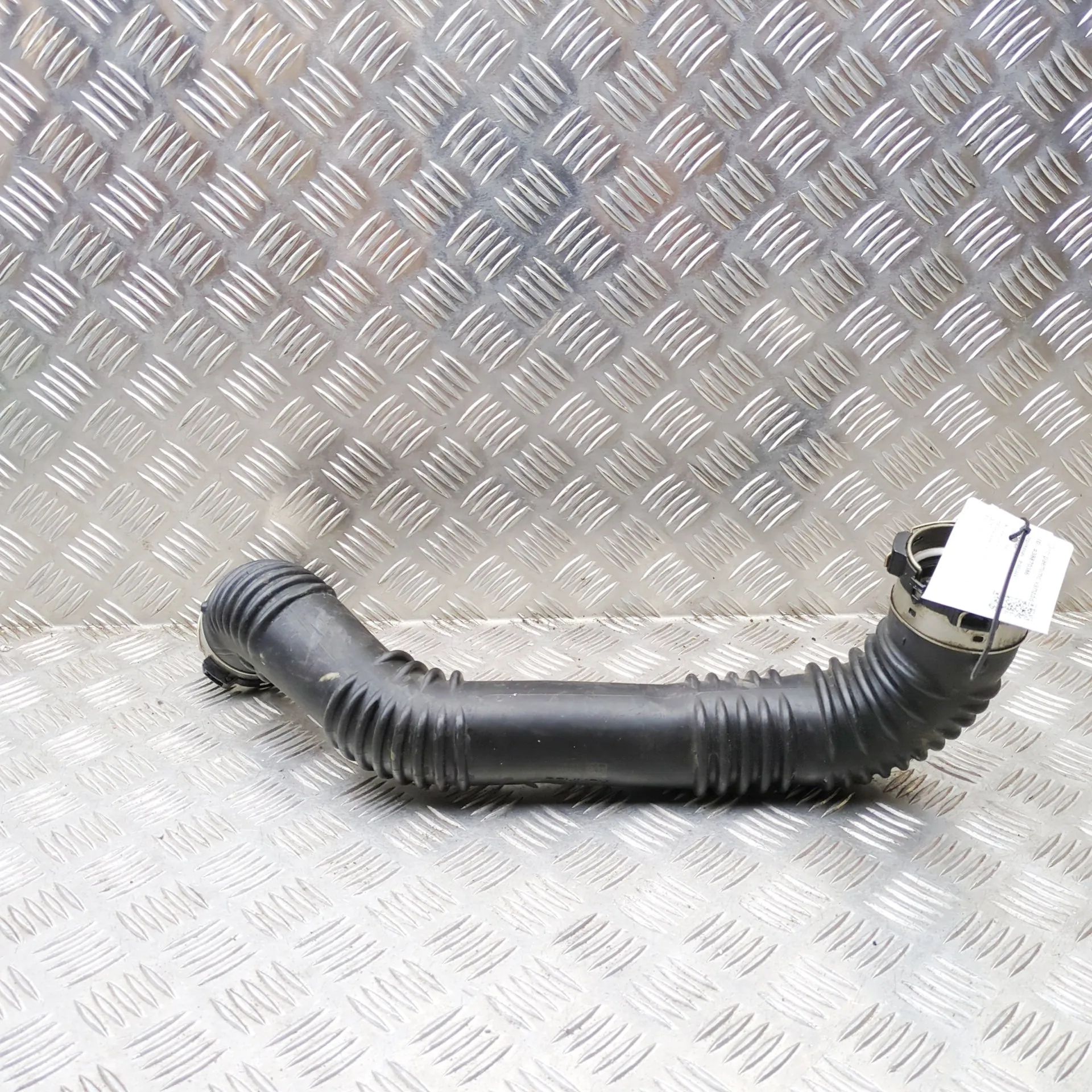 Mercedes-Benz CLA (C118) Intercooler Hose Pipe Intercooler Hose Pipe — MERCEDES-BENZ CLA COUPE...