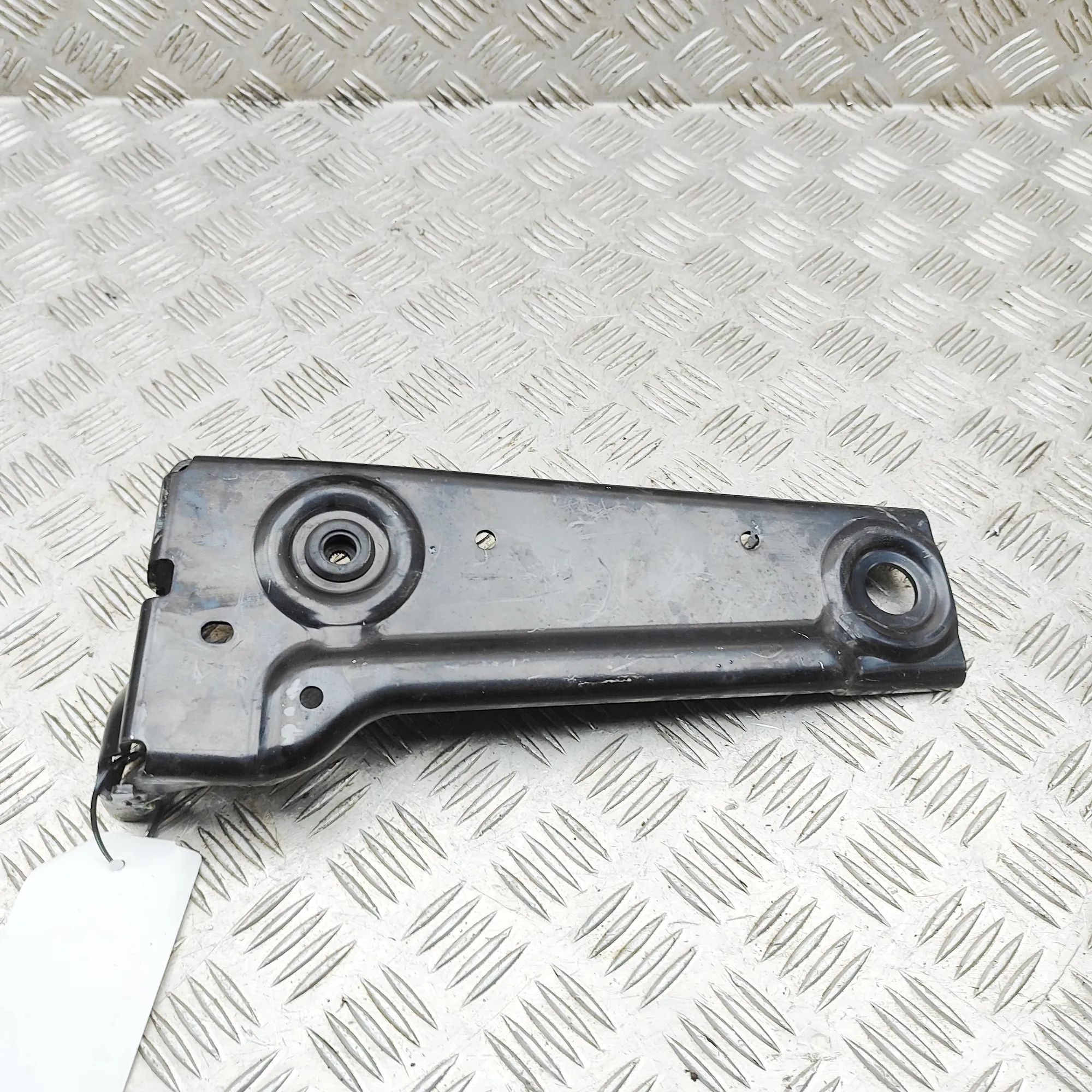 BMW X3 / iX3 (G01) Radiator Holder Radiator Holder — BMW IX3 (G08) (2020-...) — 74...