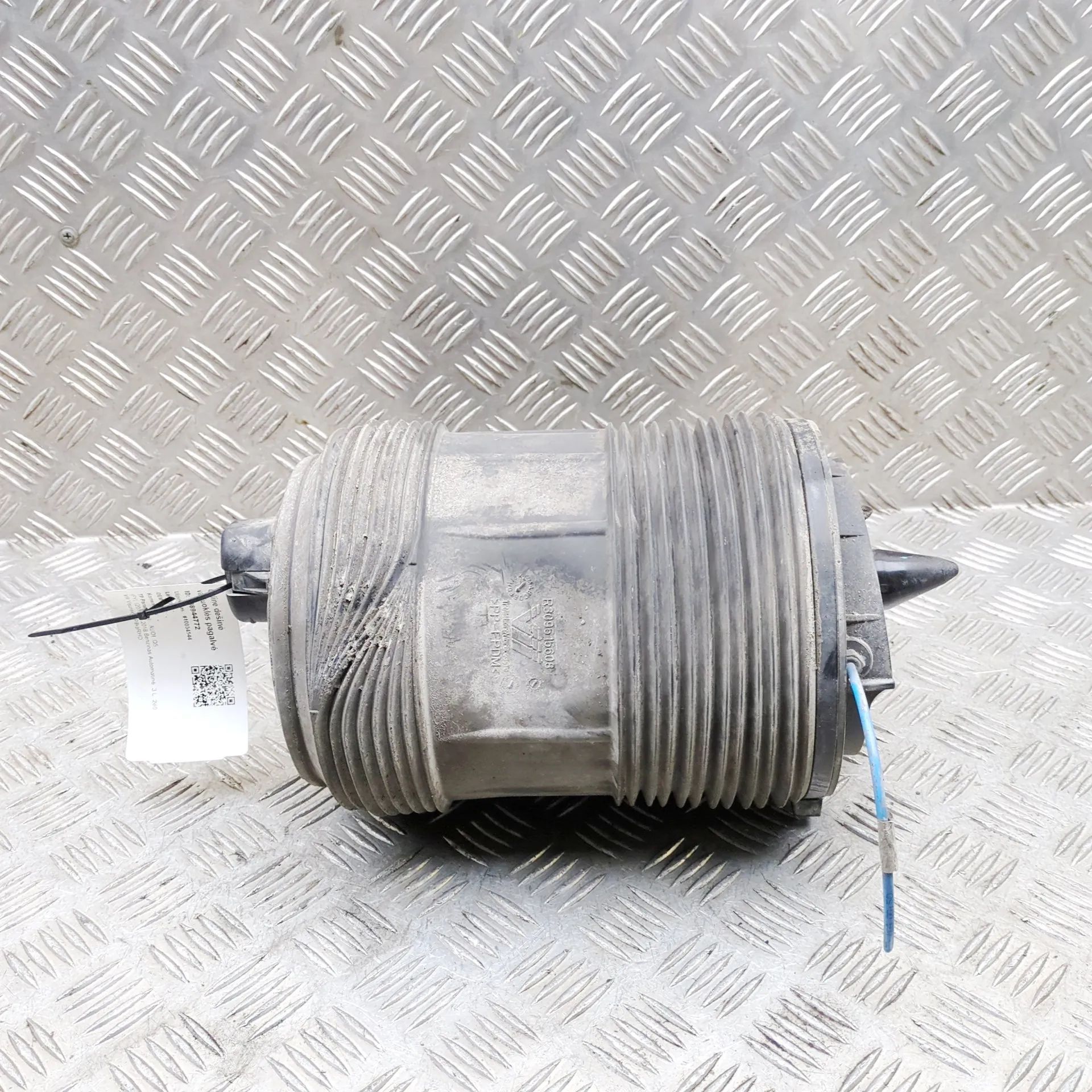 Audi Q5 (FY) Rear Right Air Suspension Spring Bag Rear Right Air Suspension Spring Bag — AUDI Q5 ...