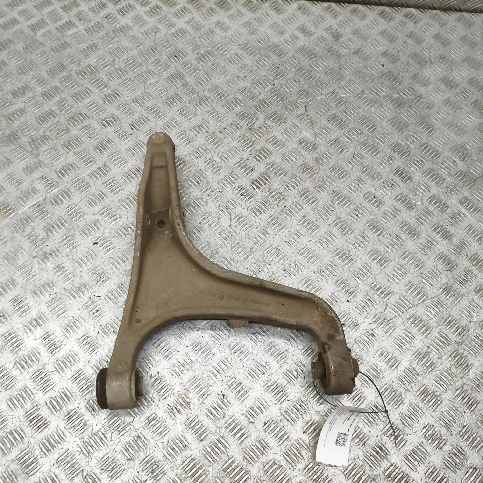 Maserati Ghibli Front Left Lower Control Arm Front Left Lower Control Arm — MASERATI GHIBLI ...