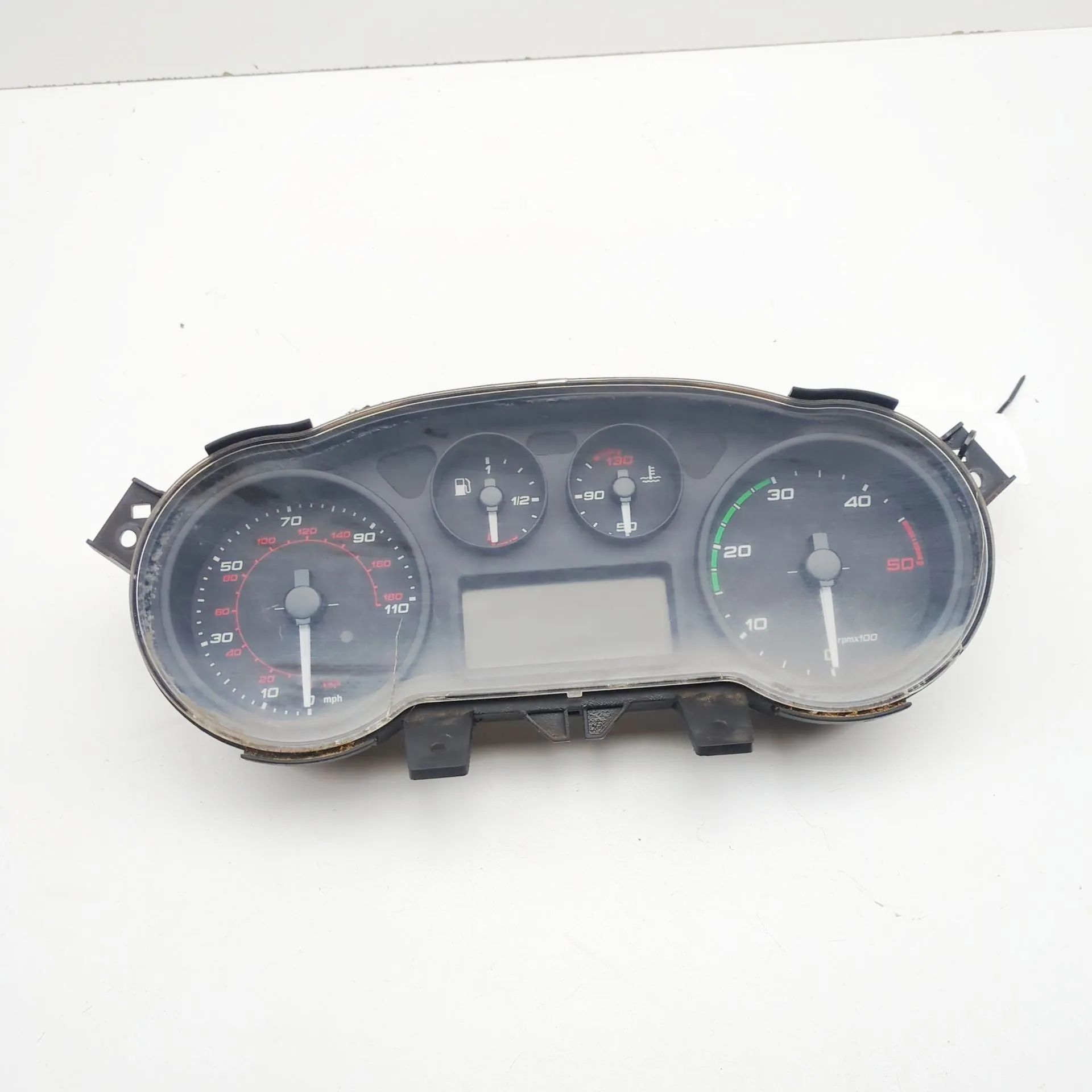 Iveco Daily Instrument Cluster Speedometer Instrument Cluster Speedometer — IVECO DAILY (V...