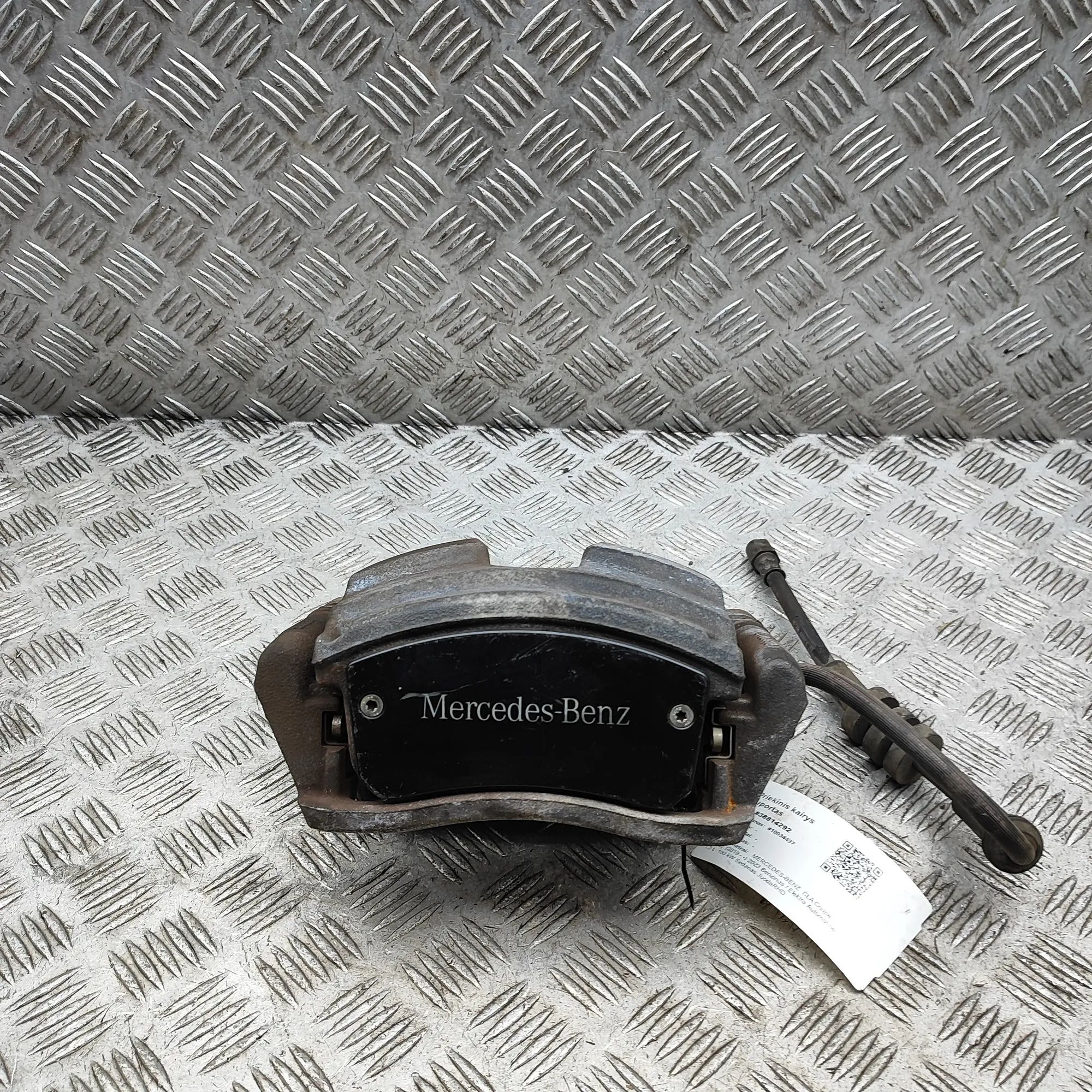 Mercedes-Benz CLA (C118) Front Left Brake Caliper Front left brake caliper — MERCEDES-BENZ CLA CO...