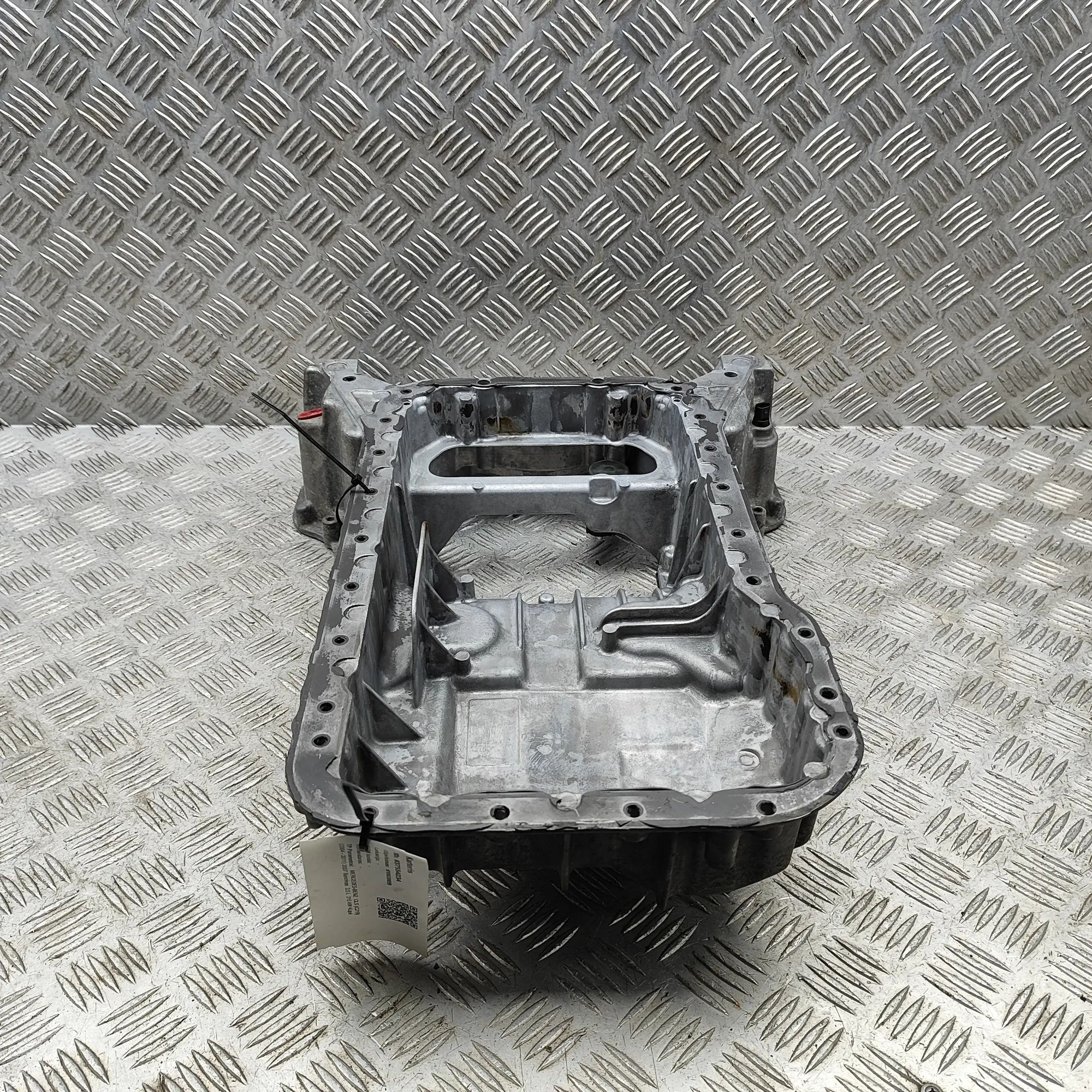 Mercedes-Benz CLS (C219) Oil sump Oil sump — MERCEDES-BENZ CLS (C219) — A27201421...