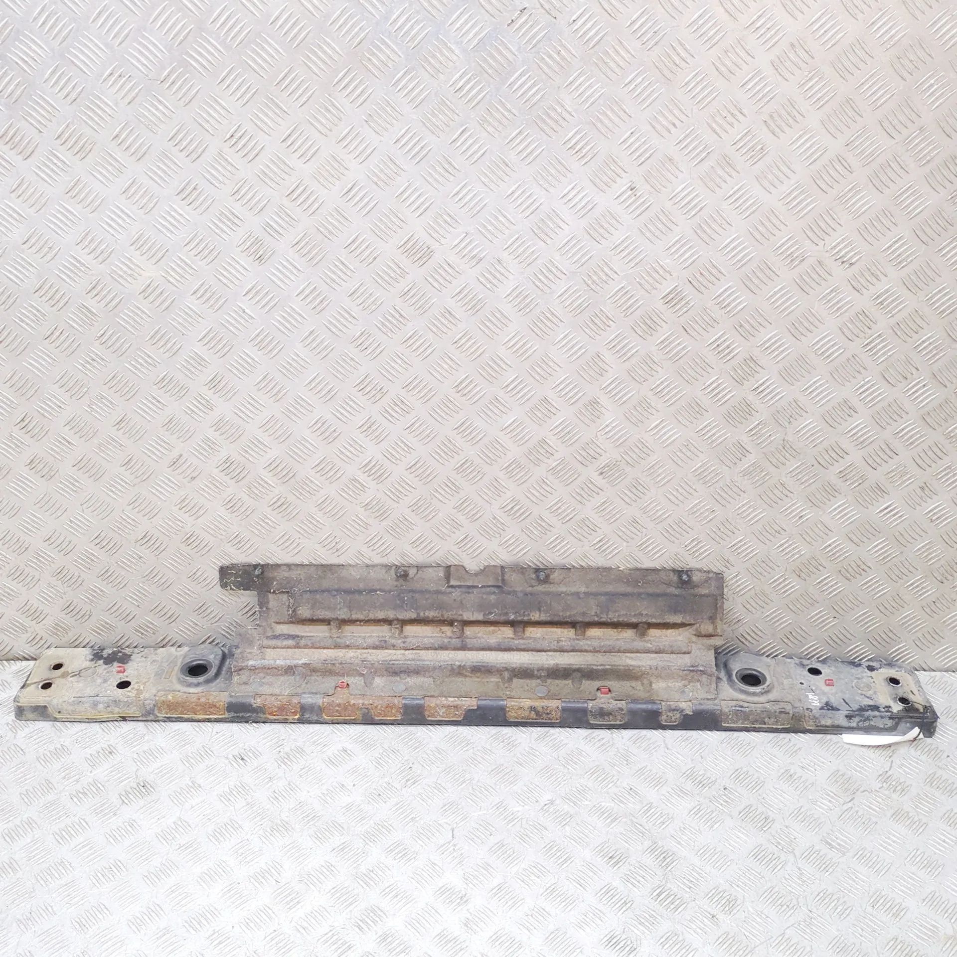 Ford Mondeo Slam Panel Frame Lower Part Slam Panel Frame Lower Part — FORD MONDEO V (CD...