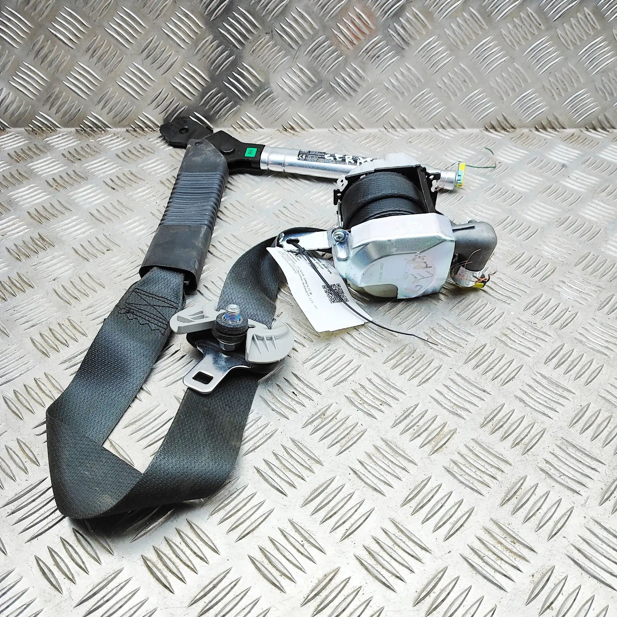Hyundai Santa Fe Front Right Seatbelt Front Right Seatbelt — HYUNDAI SANTA (FÉ III DM...