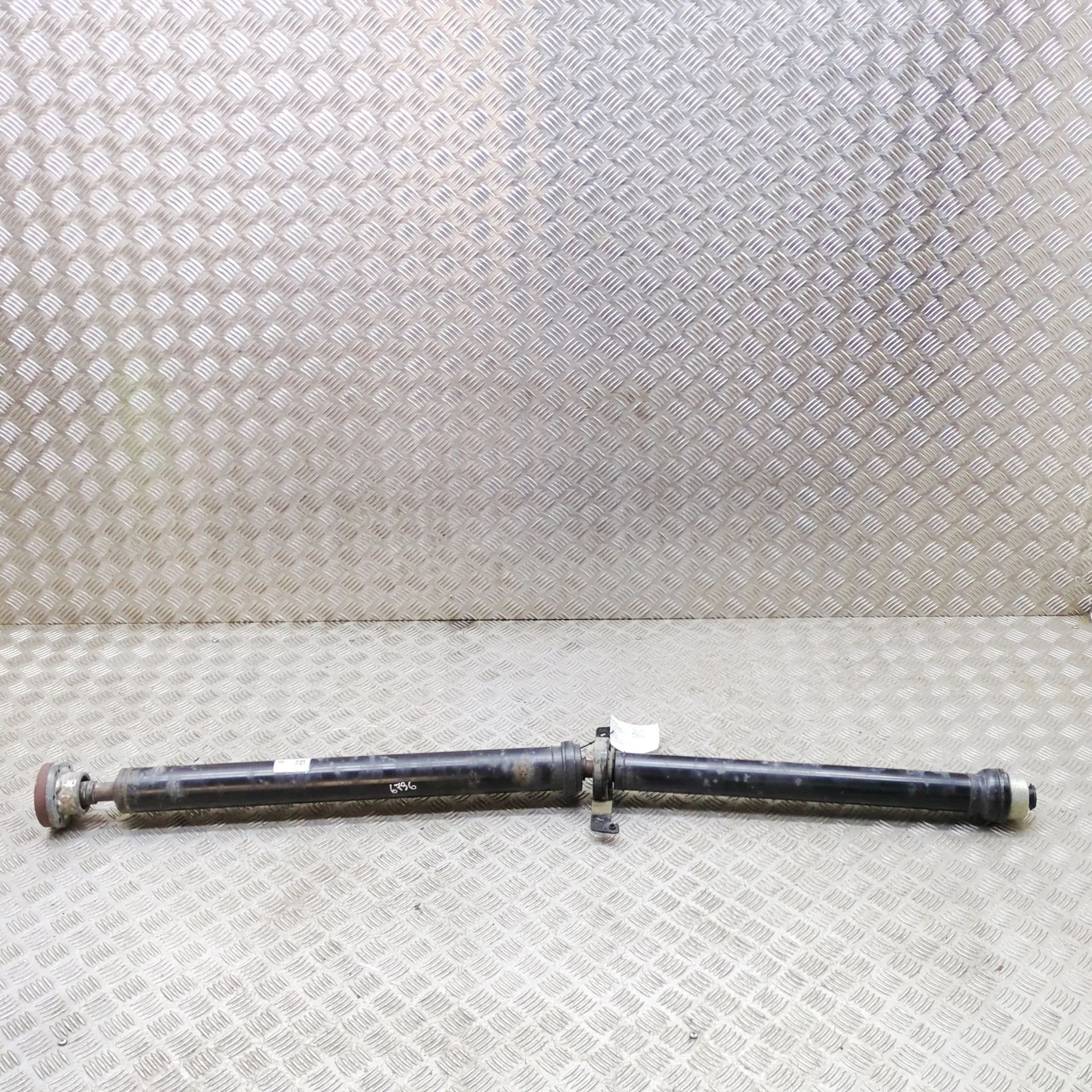 Audi Q5 (FY) Propshaft Propshaft — AUDI Q5 (FY) (2016-...) — 80A521101...
