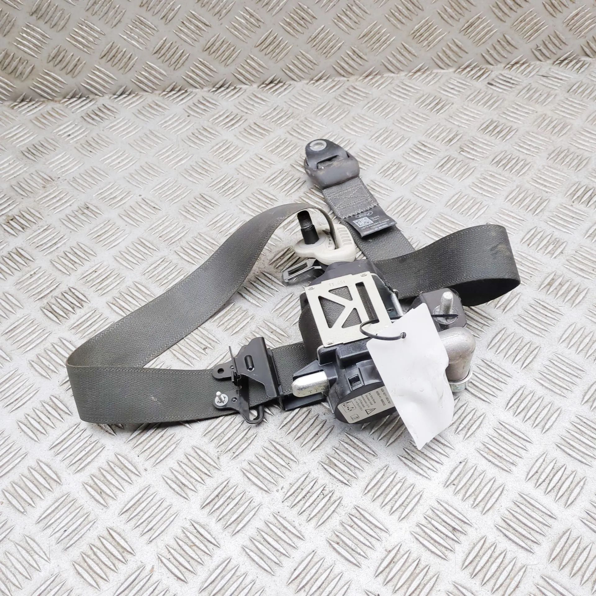 Ford Mondeo Front Right Seatbelt Front Right Seatbelt — FORD MONDEO V (CD, CE, C...