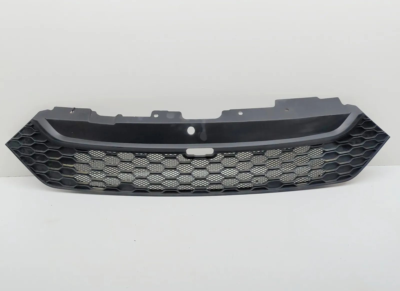 Iveco Daily Radiator Grille Radiator grille — IVECO DAILY (VI Flatbed) (201...