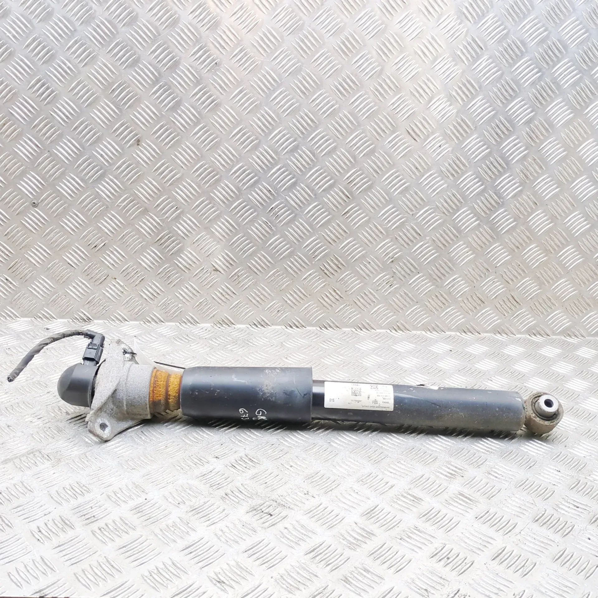 Audi Q5 (FY) Shock absorber — rear left Shock absorber — rear left — AUDI Q5 (FY) (2016...