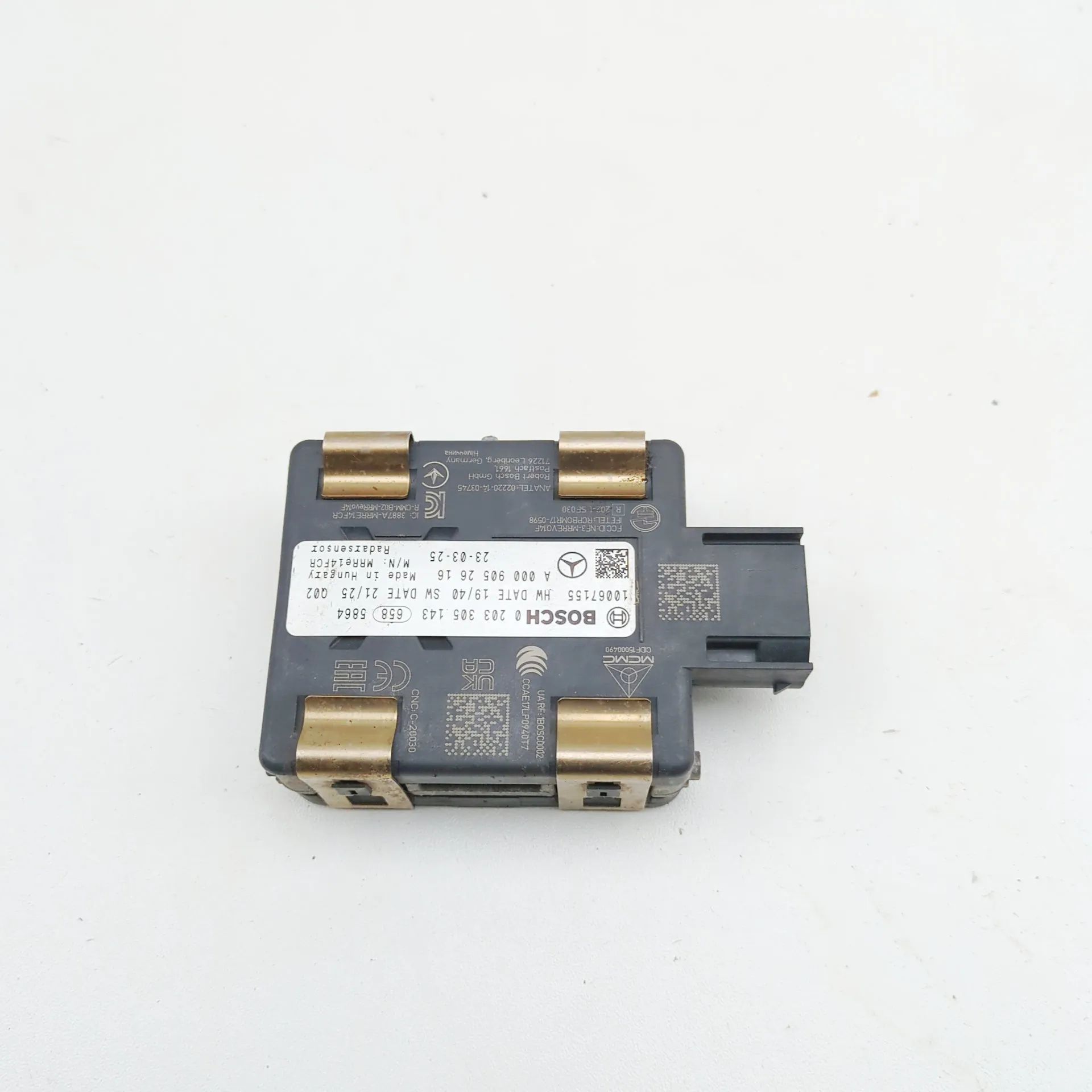 Mercedes-Benz CLA (C118) Distance Radar Sensor Distance Radar Sensor — MERCEDES BENZ CLA (Coup...