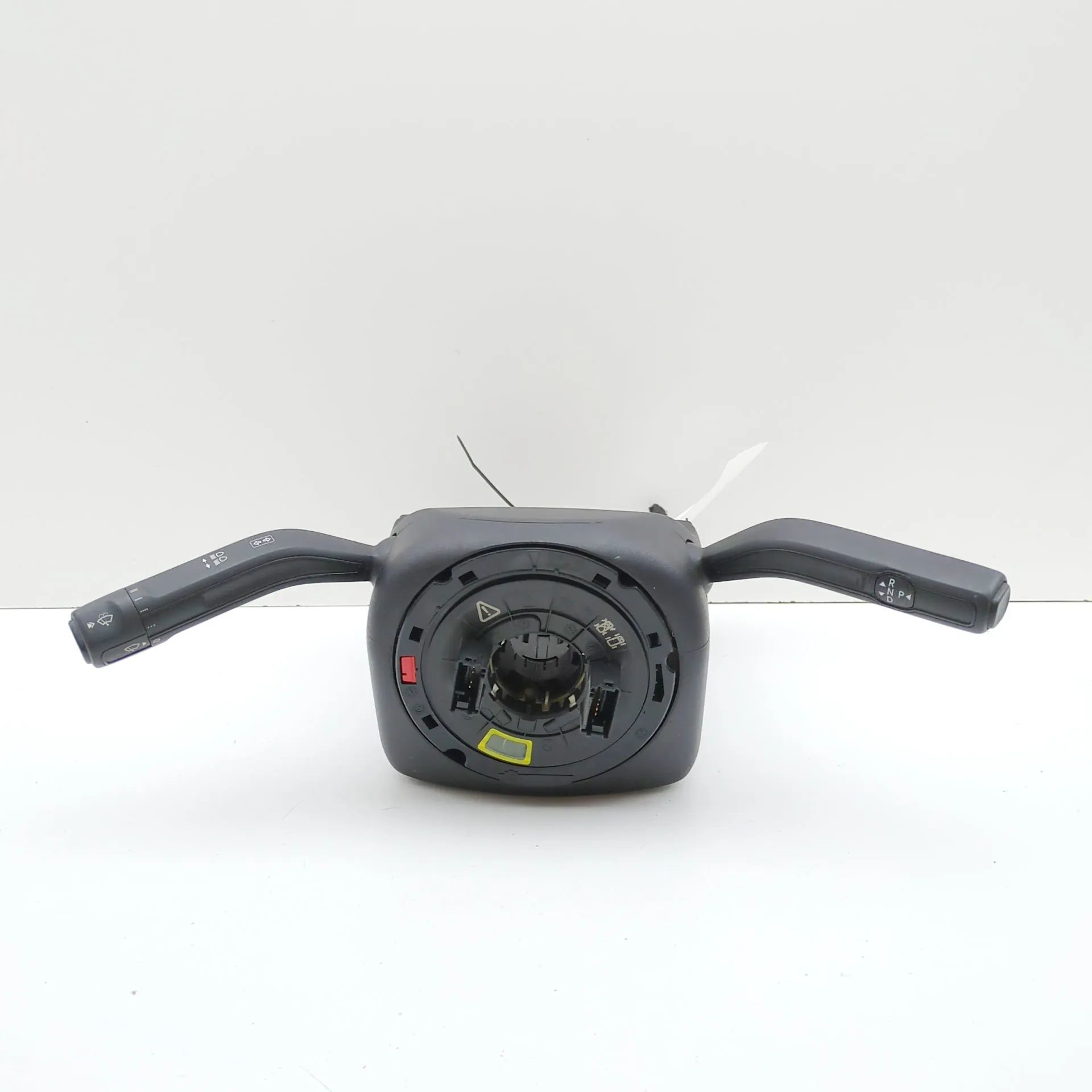 Mercedes-Benz CLA (C118) Indicator Wiper Stalk Switch Indicator Wiper Stalk Switch — MERCEDES BENZ CL...