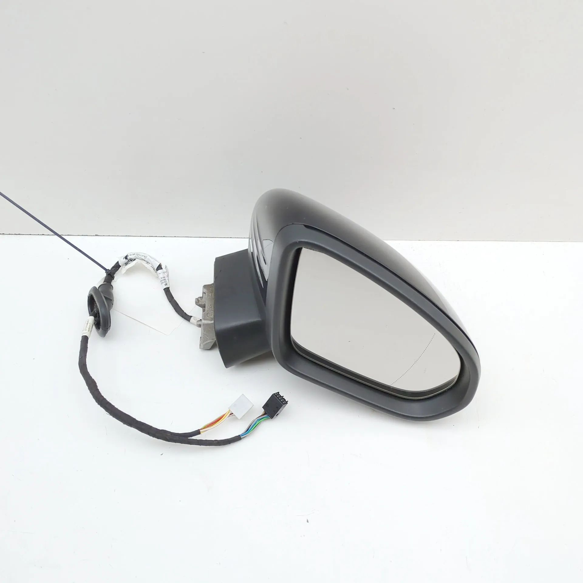 Mercedes-Benz CLA (C118) Right Side Wing Mirror Right Side Wing Mirror — MERCEDES BENZ CLA (Cou...