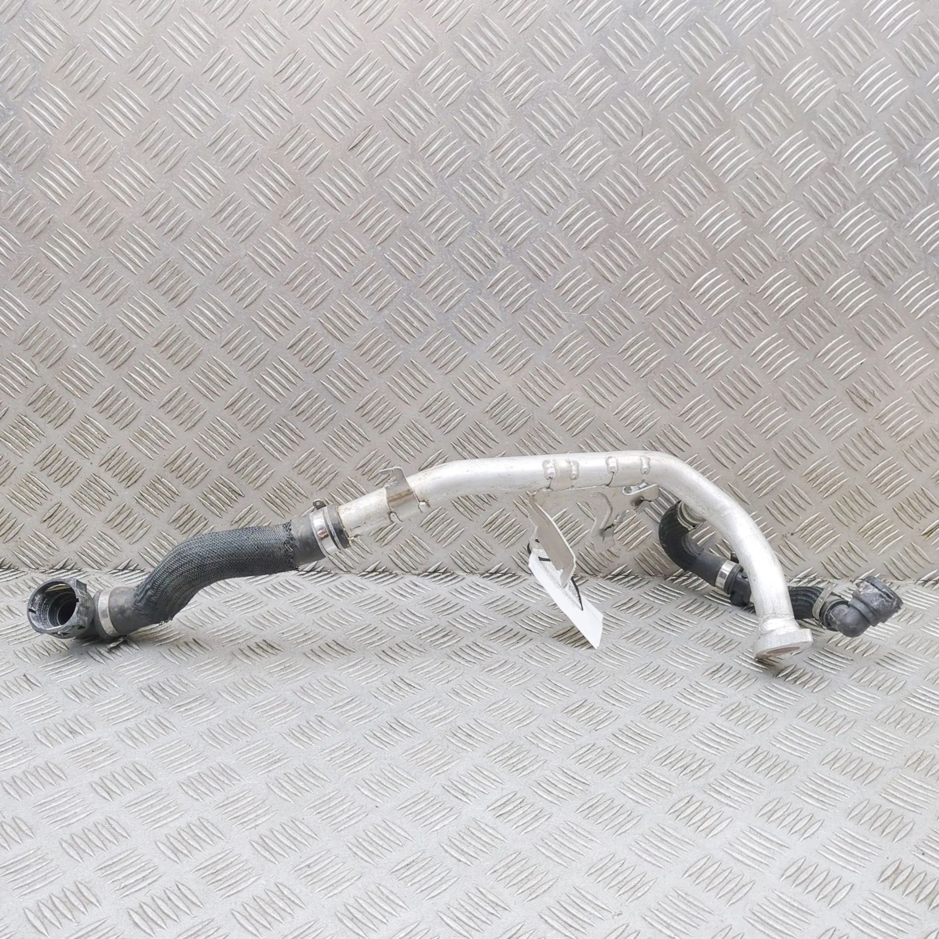 Alfa-Romeo Giulia (952) Coolant hose Coolant hose — ALFA ROMEO GIULIA (952_) (2015-....