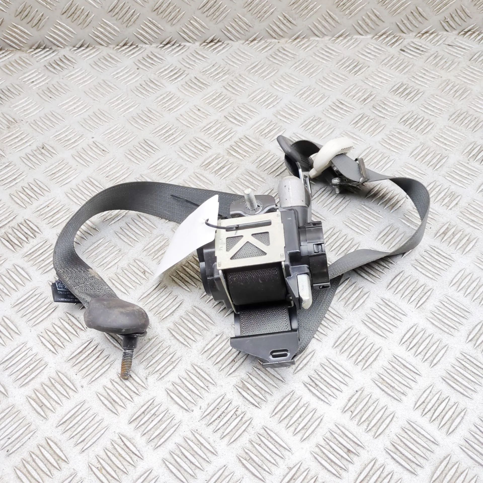 Ford Mondeo Front Left Seatbelt Front Left Seatbelt — FORD MONDEO (V Turnier) (...