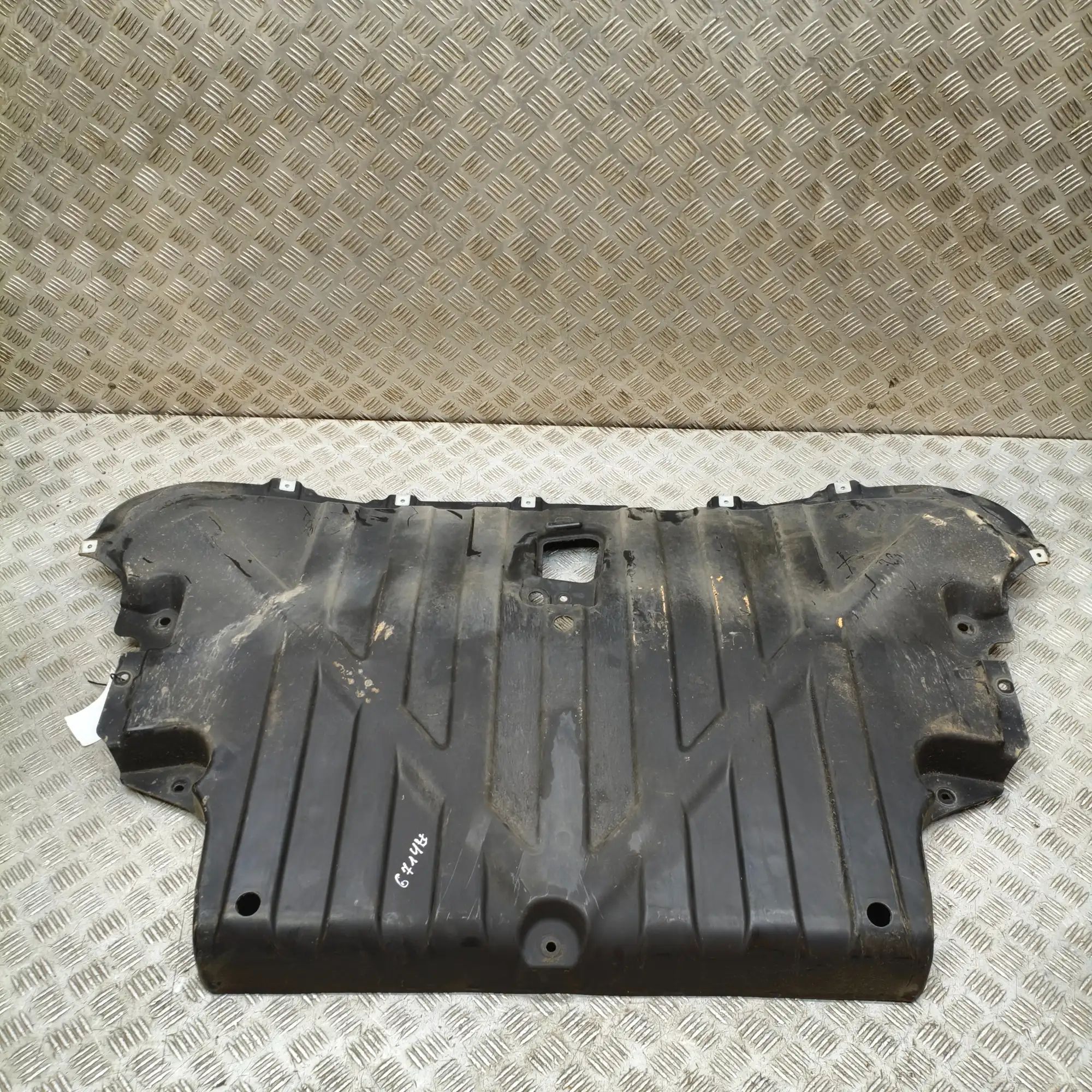 Mercedes-Benz CLA (C118) Front Bumper Underbody Cover Front Bumper Underbody Cover — MERCEDES BENZ CL...
