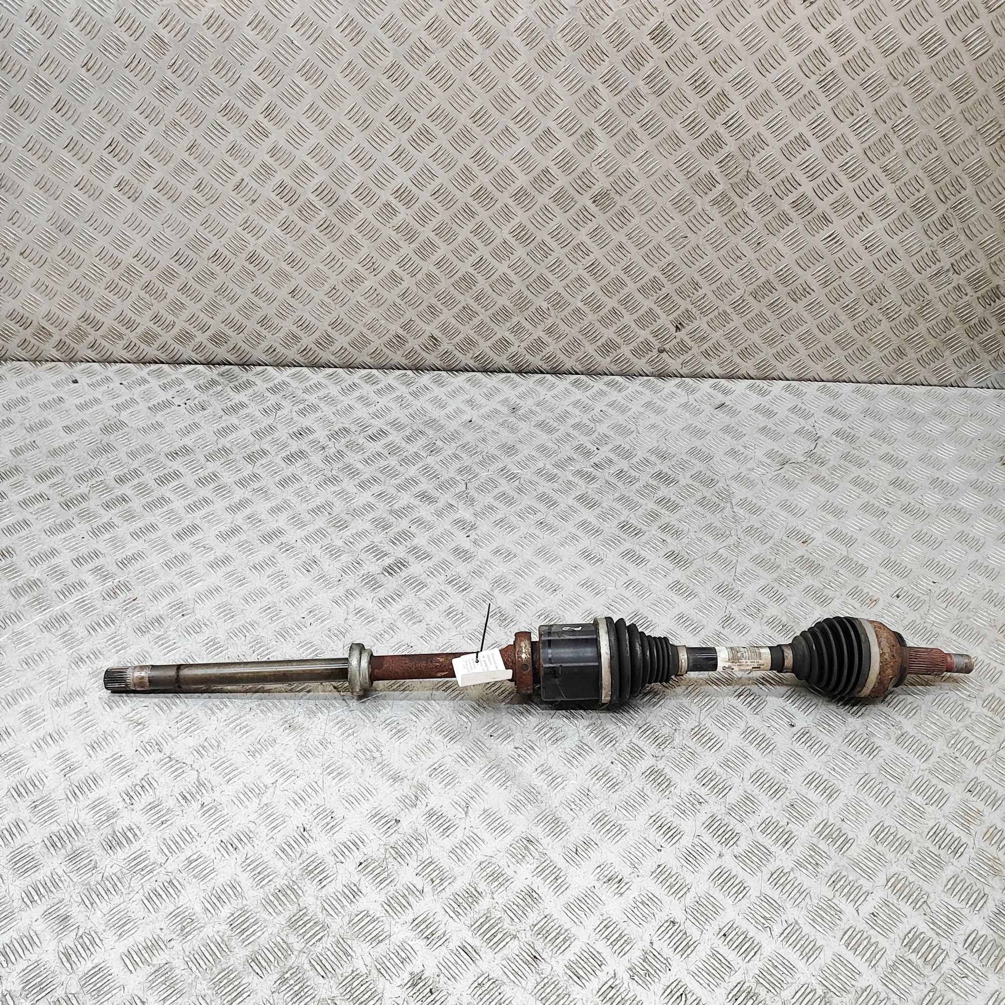Land Rover Range Rover Evoque Front Right Driveshaft Front Right Driveshaft — LAND ROVER EVOQUE I (L...