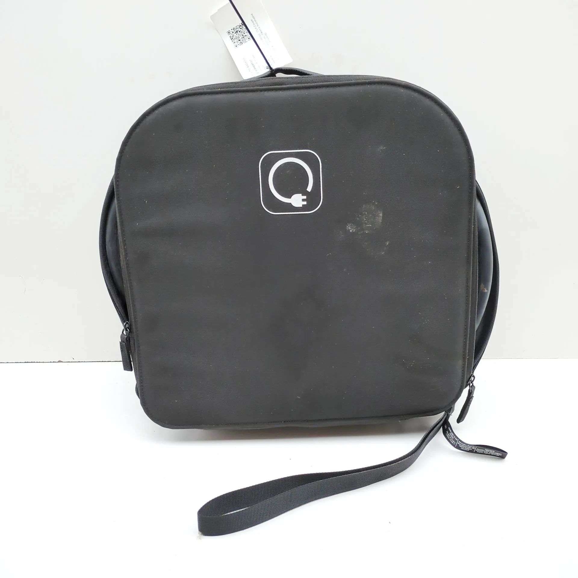 Mercedes-Benz CLA (C118) Battery Charging Cable Battery charging cable — MERCEDES BENZ CLA (Cou...