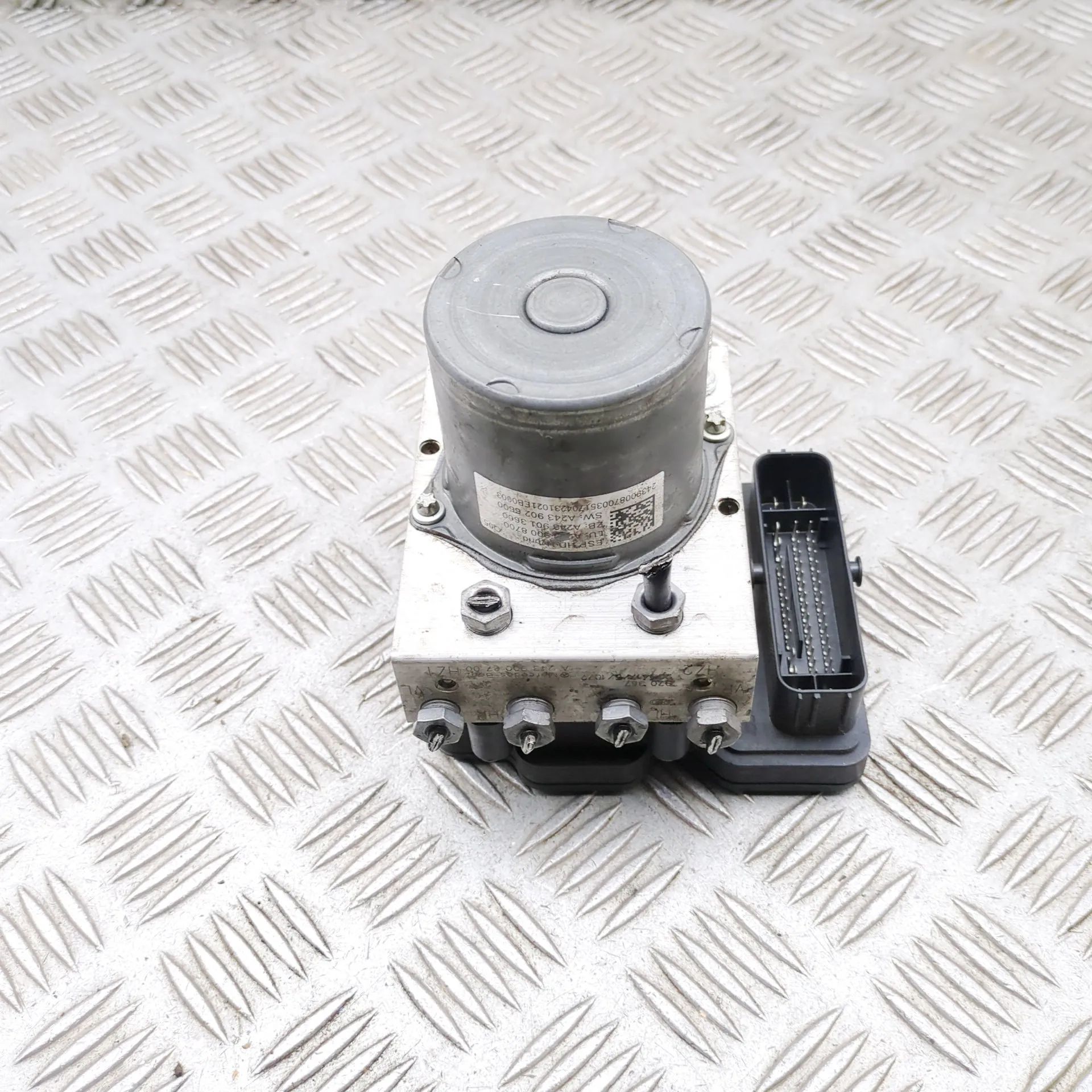 Mercedes-Benz CLA (C118) ABS hydraulic pump ABS Pump — MERCEDES BENZ CLA (Coupe C118) (2019...