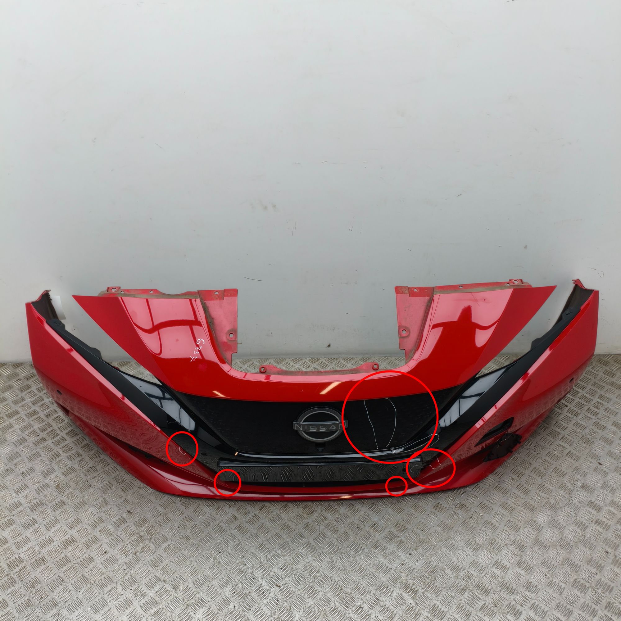 Nissan Leaf front bumper Front bumper — NISSAN LEAF (ZE1) (2017-...) — 6...