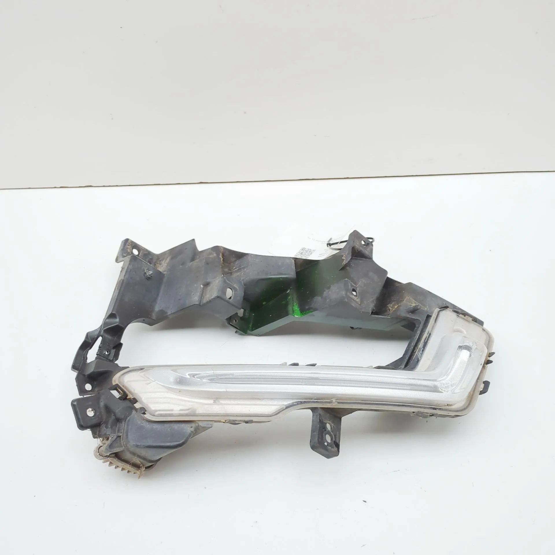 Ford Mondeo Front Left Additional Light Front Left Additional Light — FORD MONDEO (V Tu...