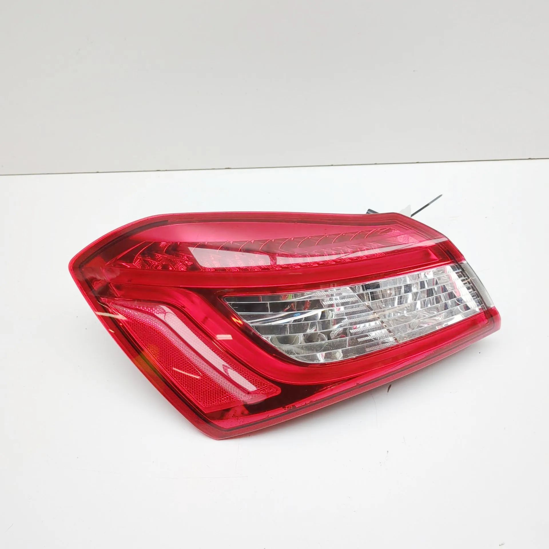 Maserati Ghibli Rear Left Tail Light Rear Left Tail Light — MASERATI GHIBLI (M157) (...