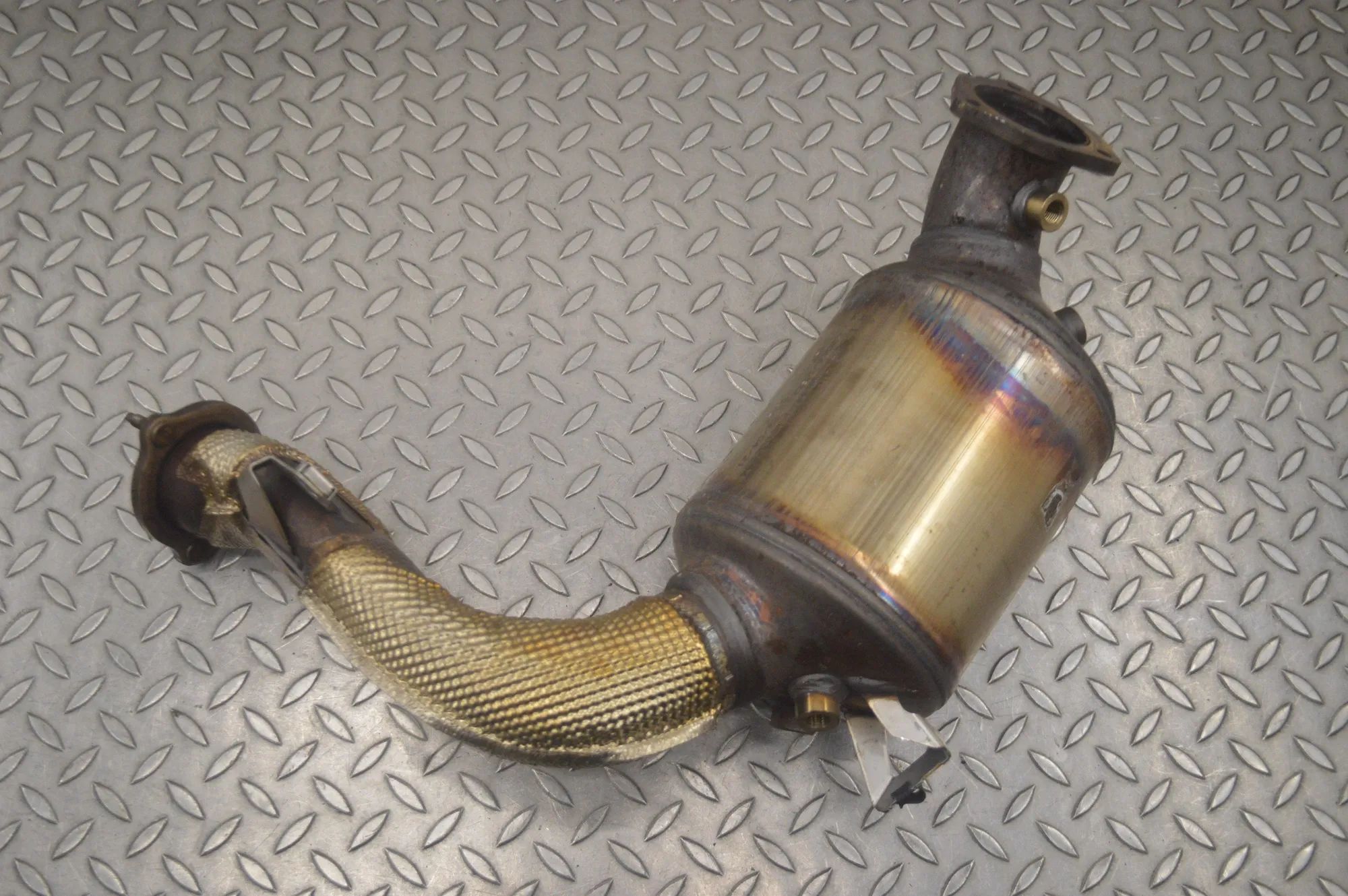 Audi Q5 (FY) catalytic converter Catalytic converter — AUDI Q5 (FY) (2016-...) —...