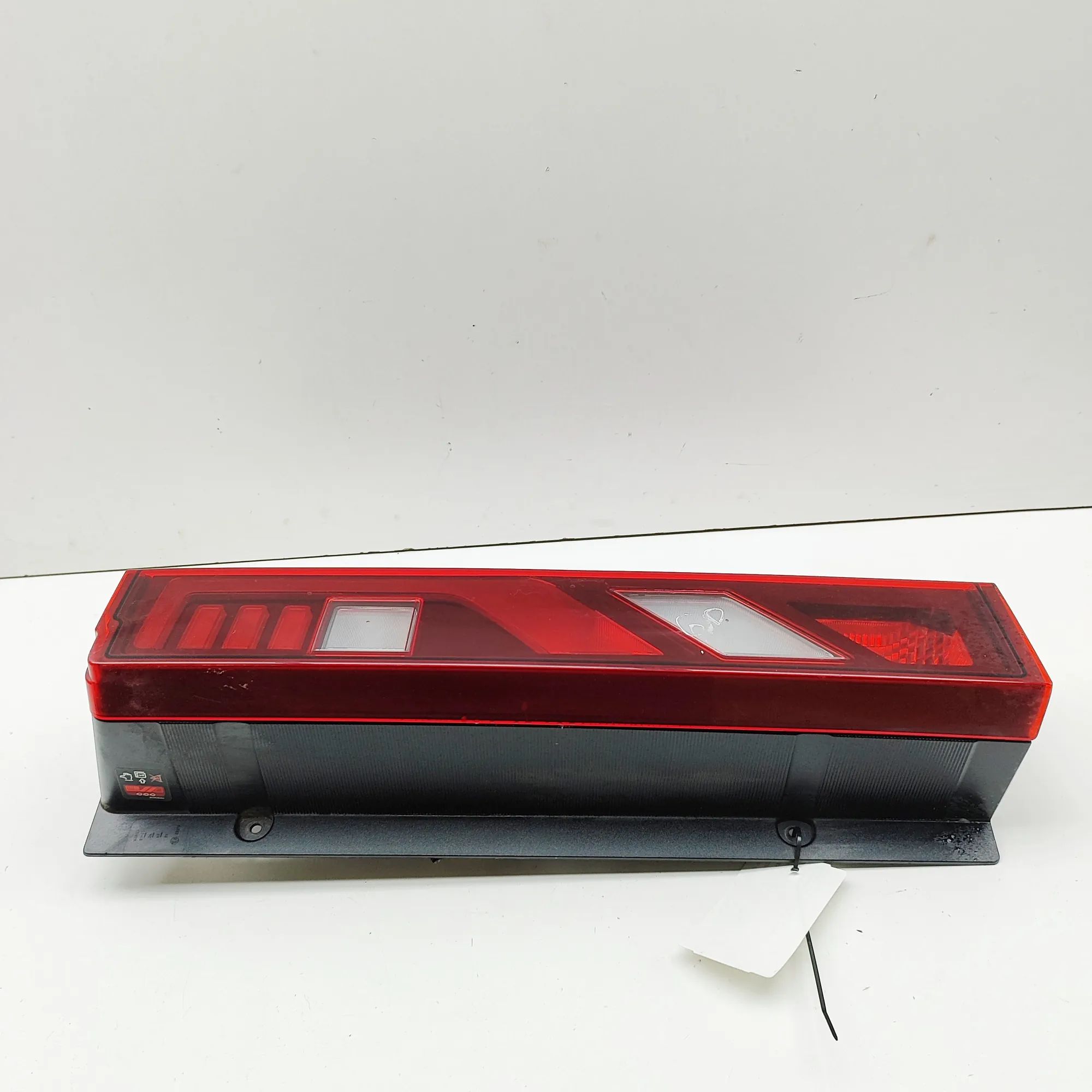 Renault Master Rear Right Tail Light Rear Right Tail Light — RENAULT MASTER (III Van...