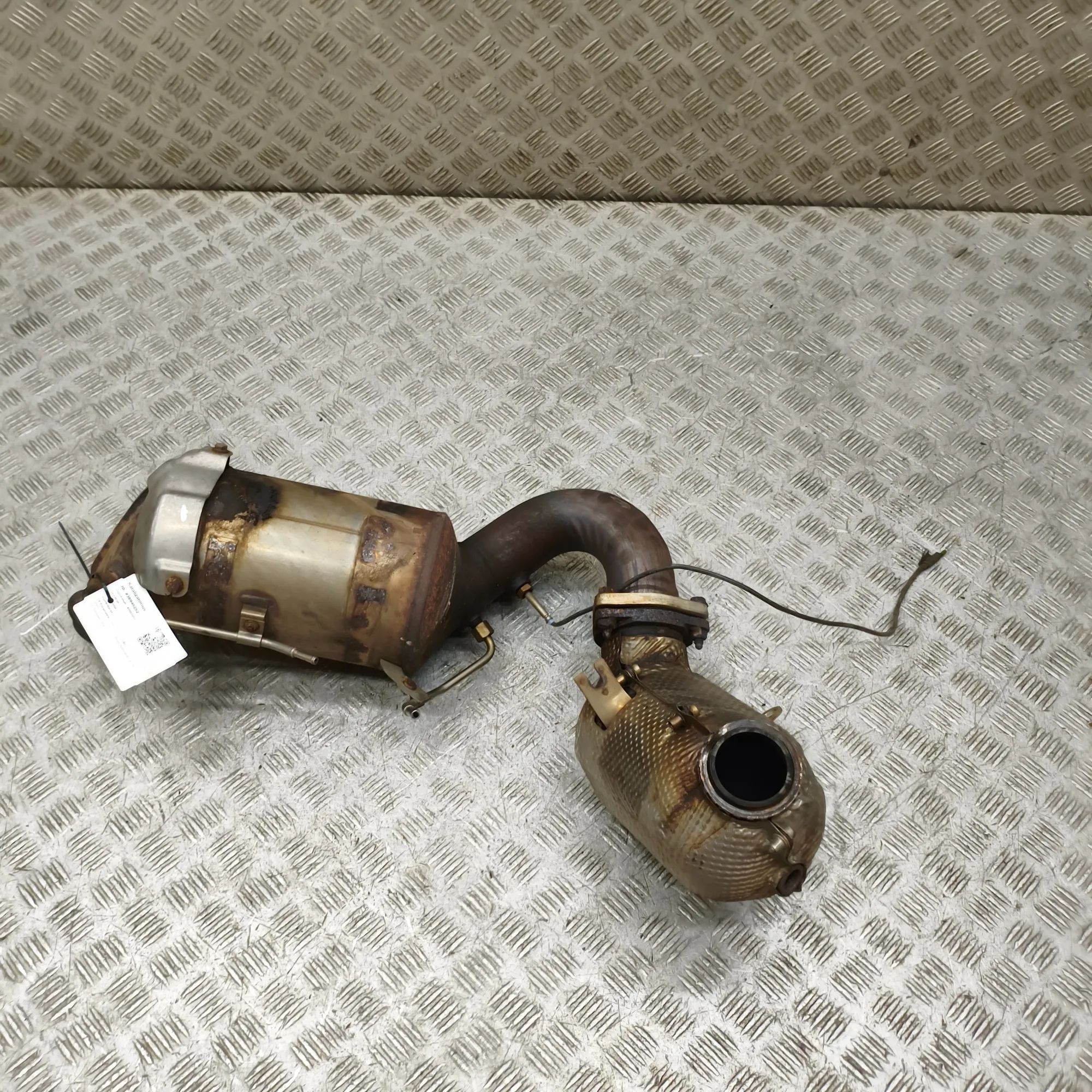 Maserati Ghibli catalytic converter Catalytic converter — MASERATI GHIBLI (M157) (2...